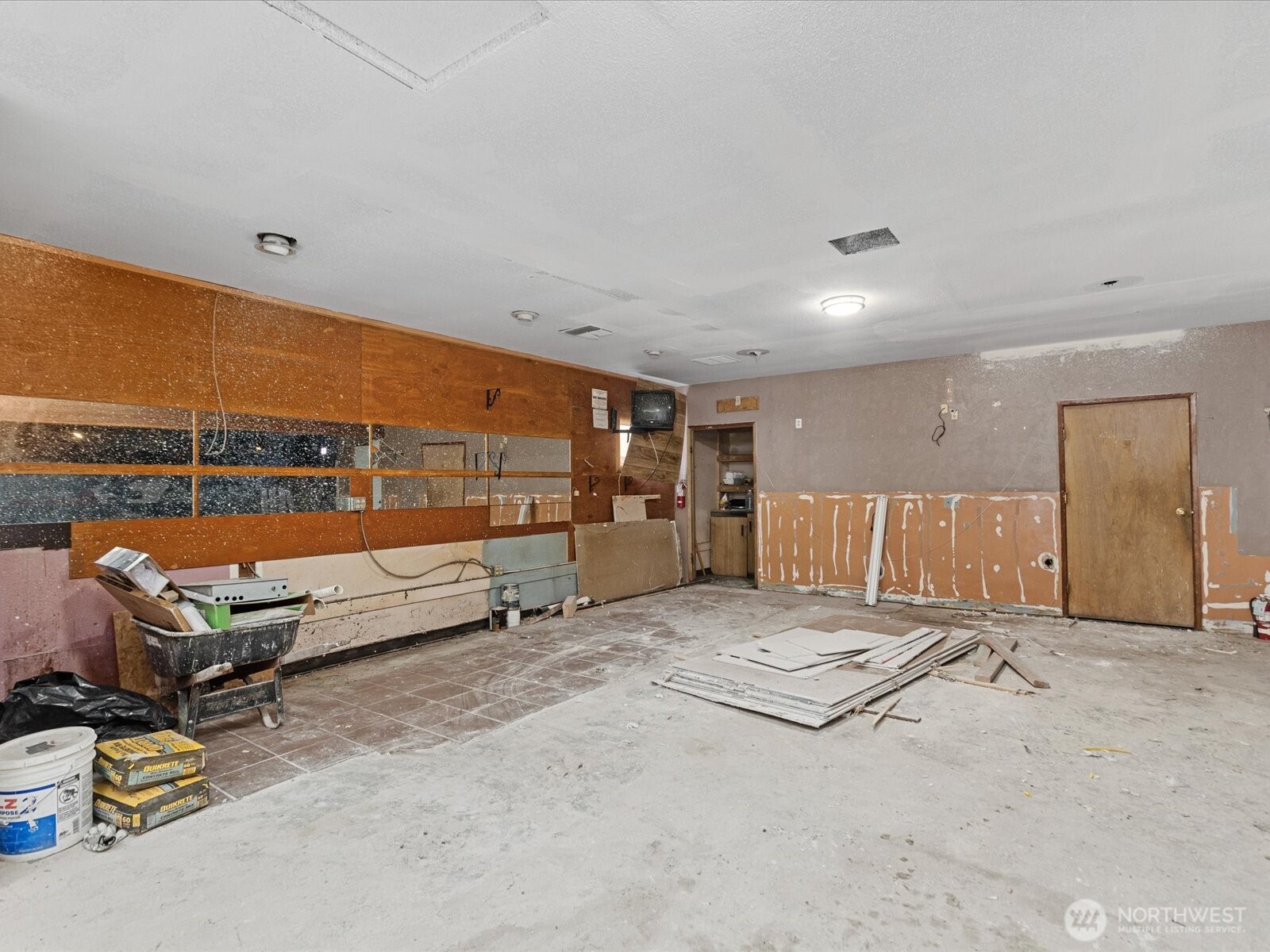 101 S Granite Avenue Property Photo 7
