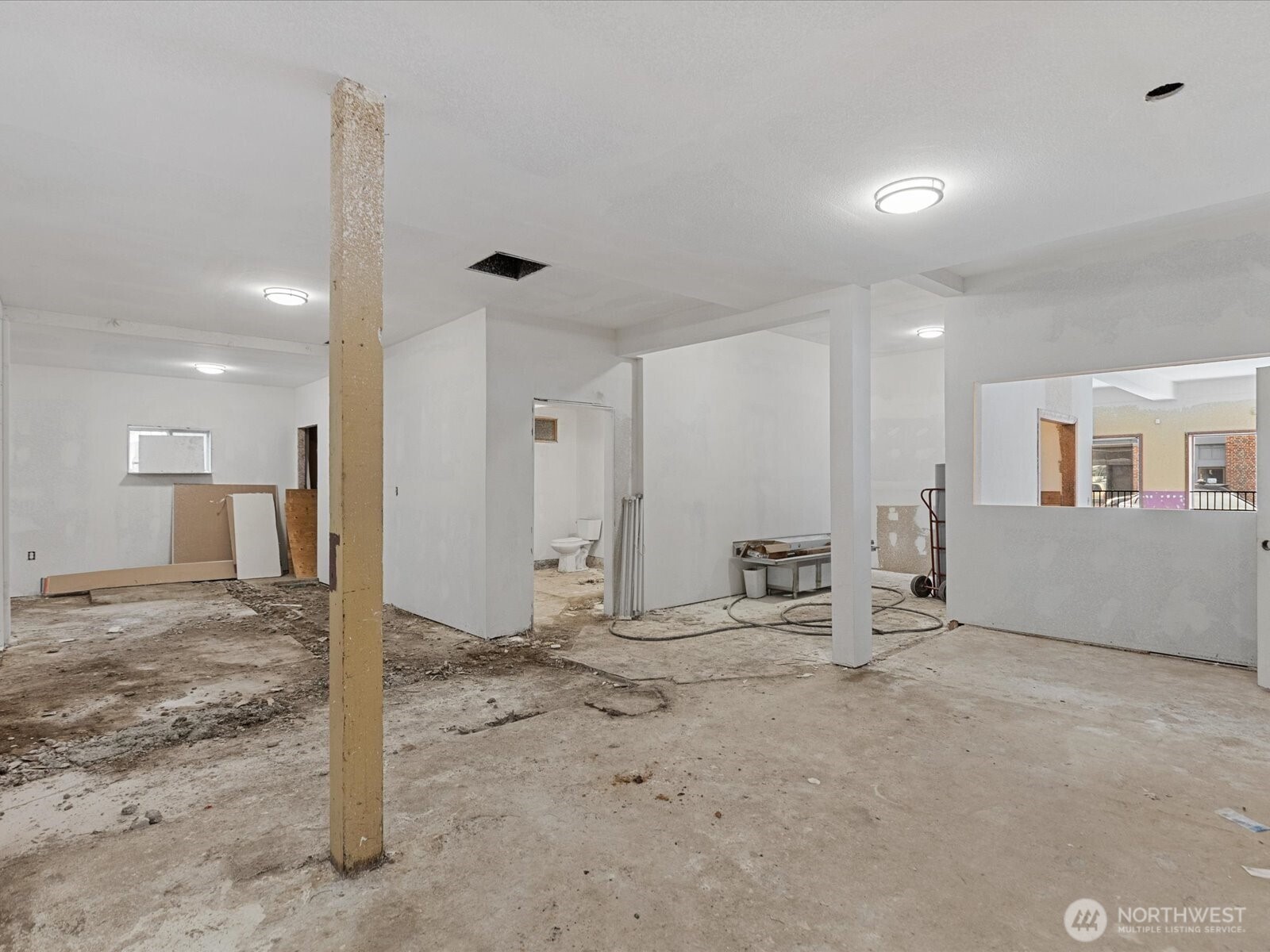 101 S Granite Avenue Property Photo 27