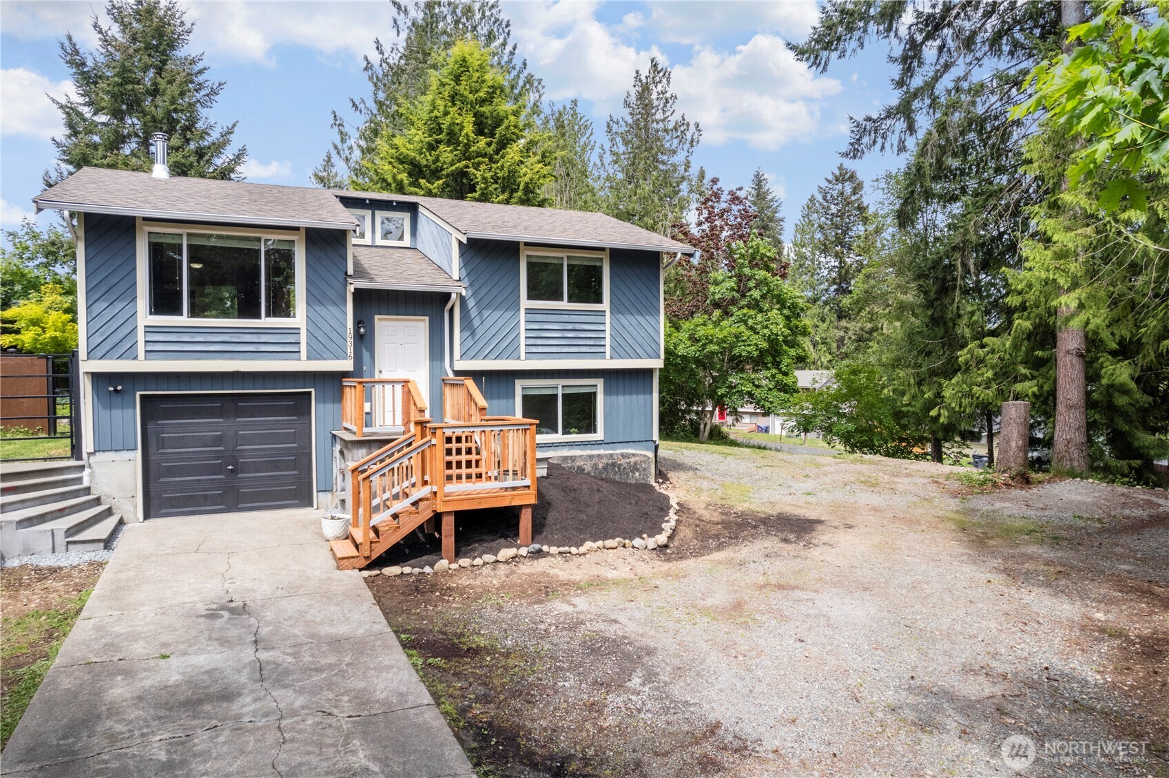19316 78th Street Property Photo