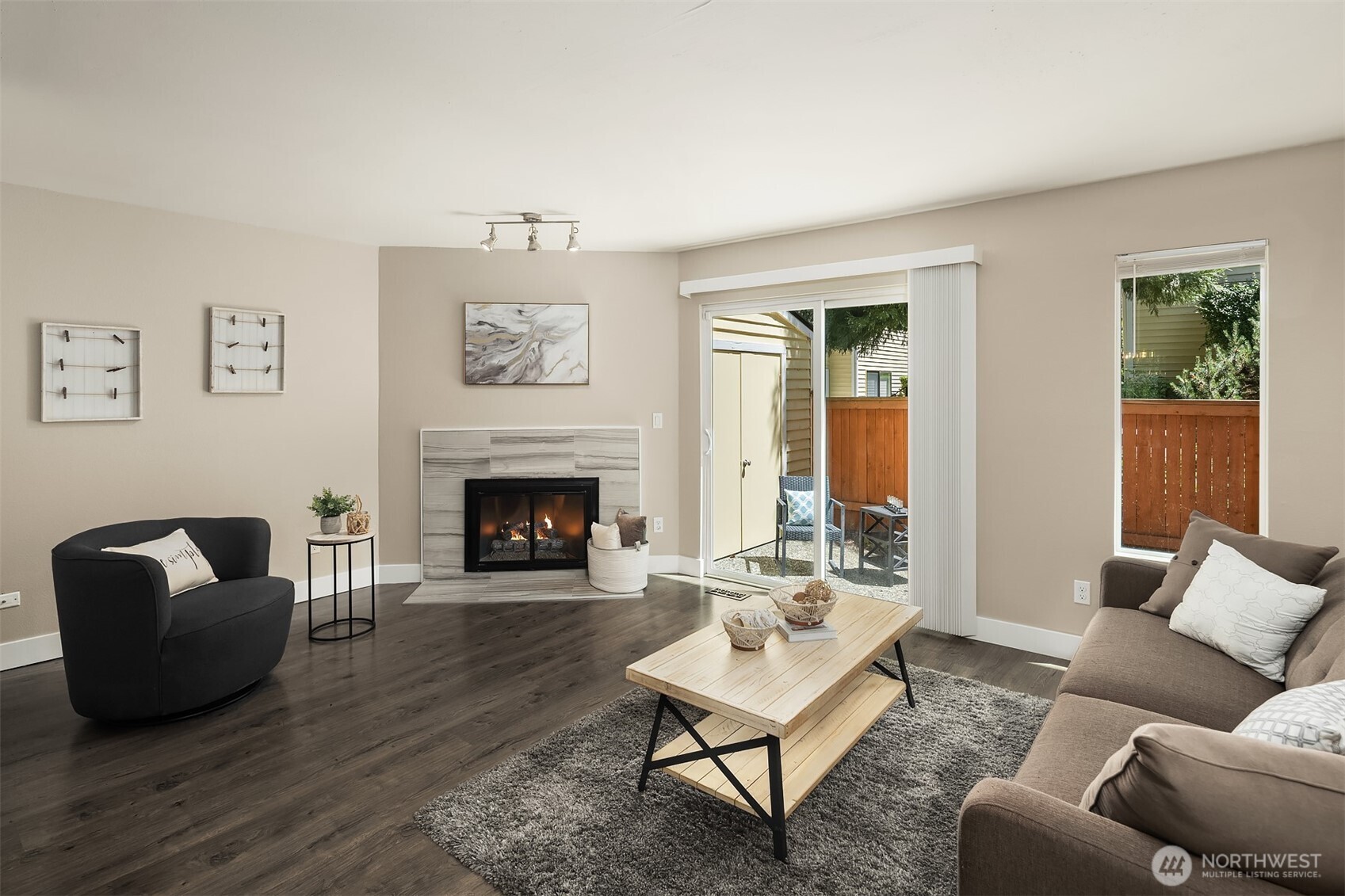 12024 101st Avenue E3 Property Photo 6