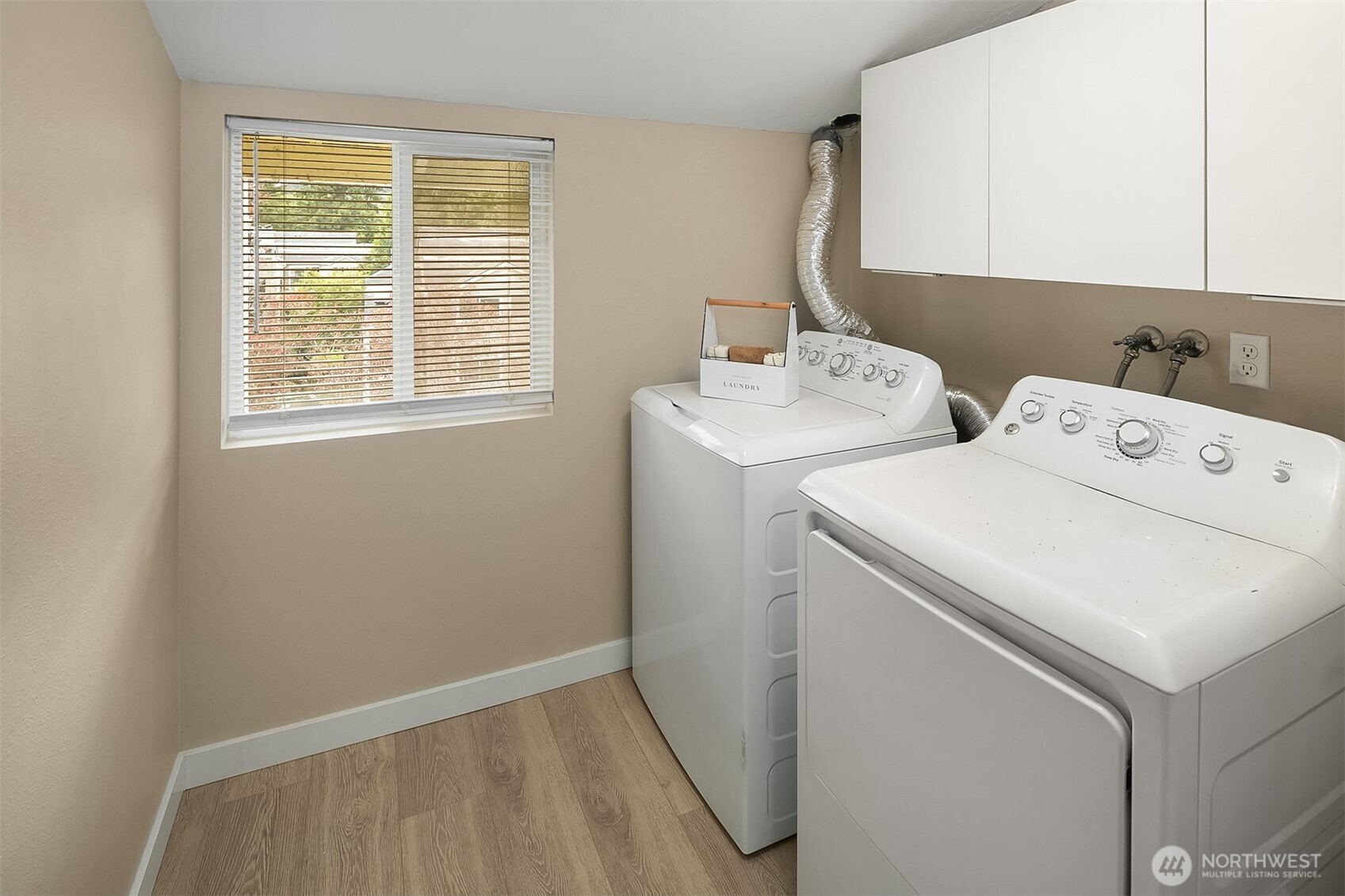 12024 101st Avenue E3 Property Photo 16