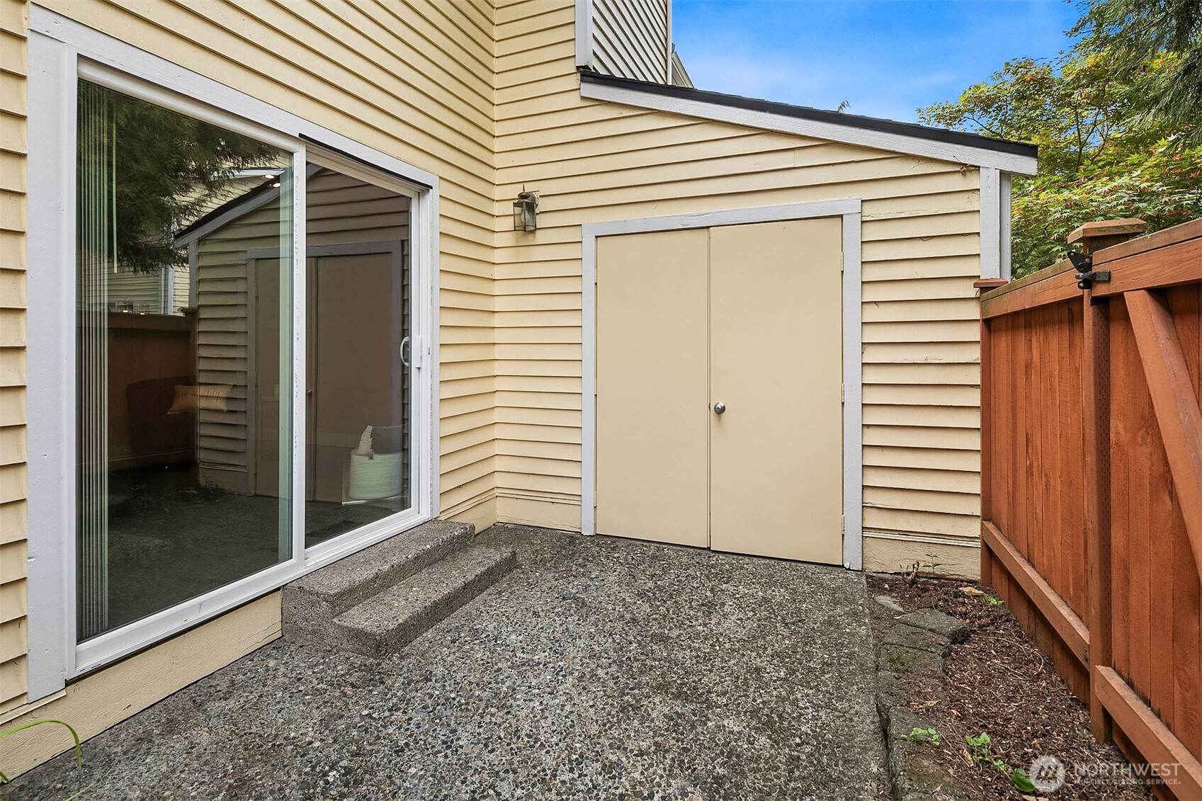 12024 101st Avenue E3 Property Photo 20