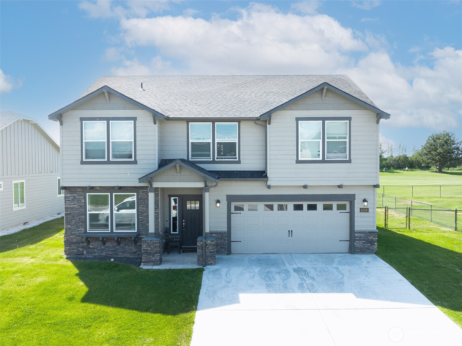 4268 Hedman Court Property Photo 1