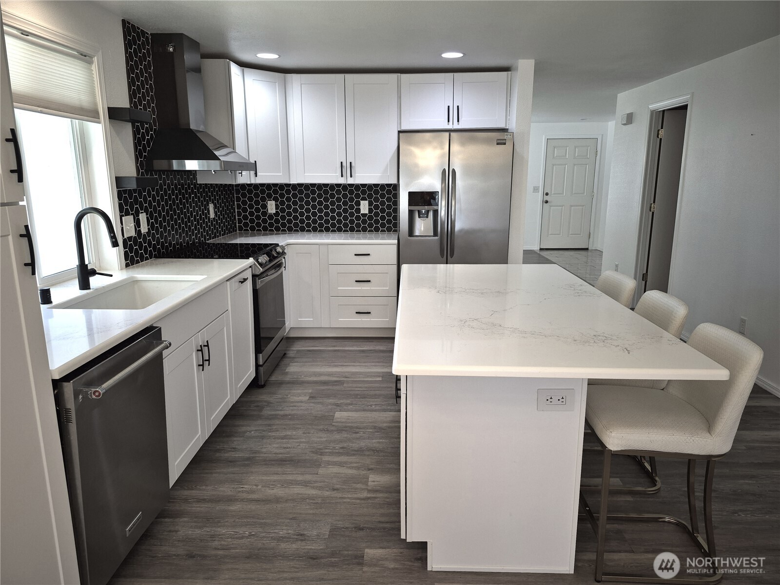 500 E Linden Avenue Property Photo 7