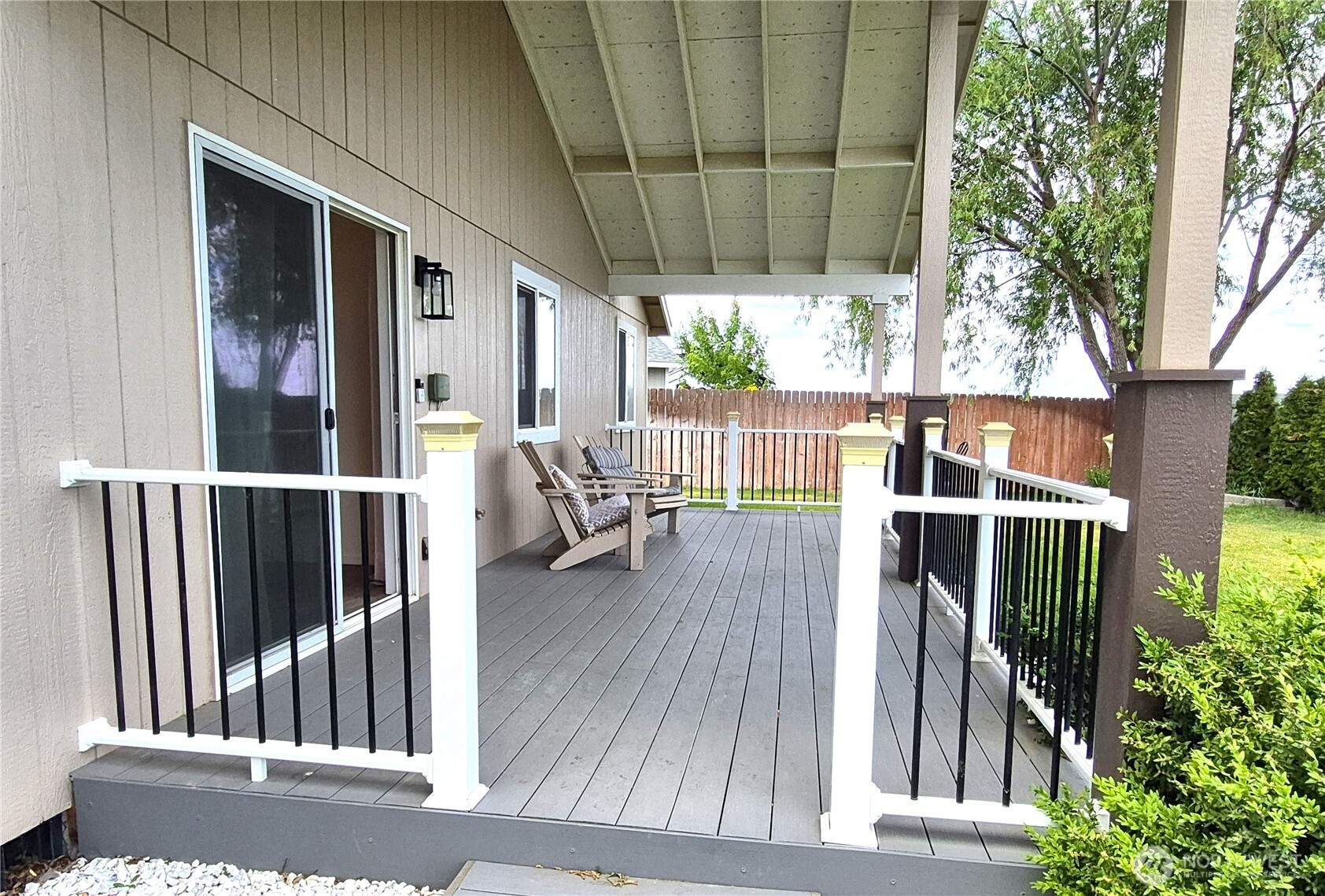 500 E Linden Avenue Property Photo 14