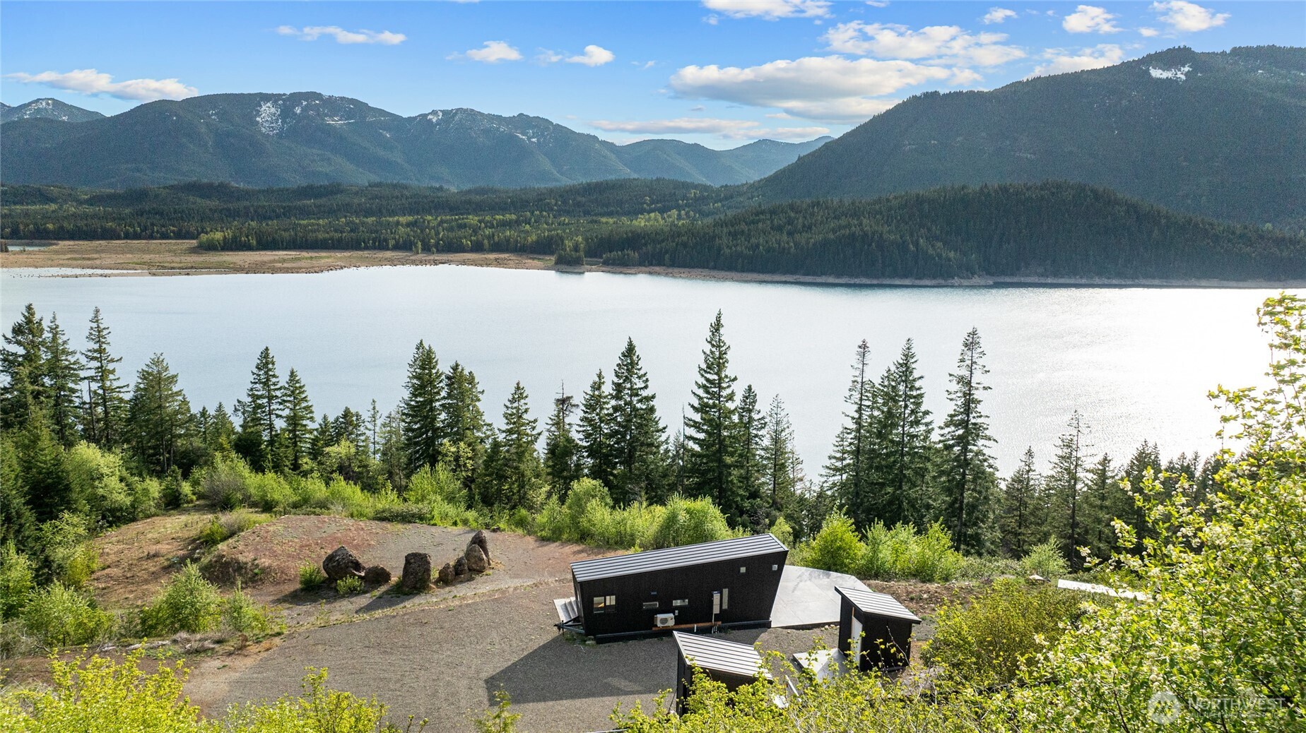 4181 Kachess Dam Road Property Photo