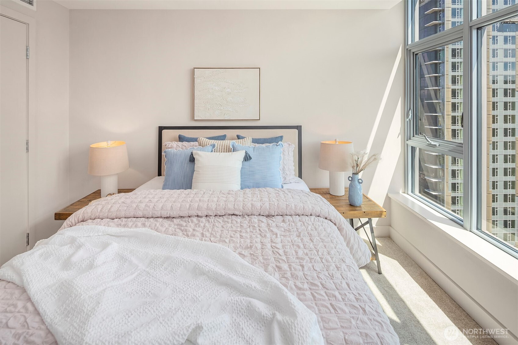 583 Battery Street 3607n Property Photo 11