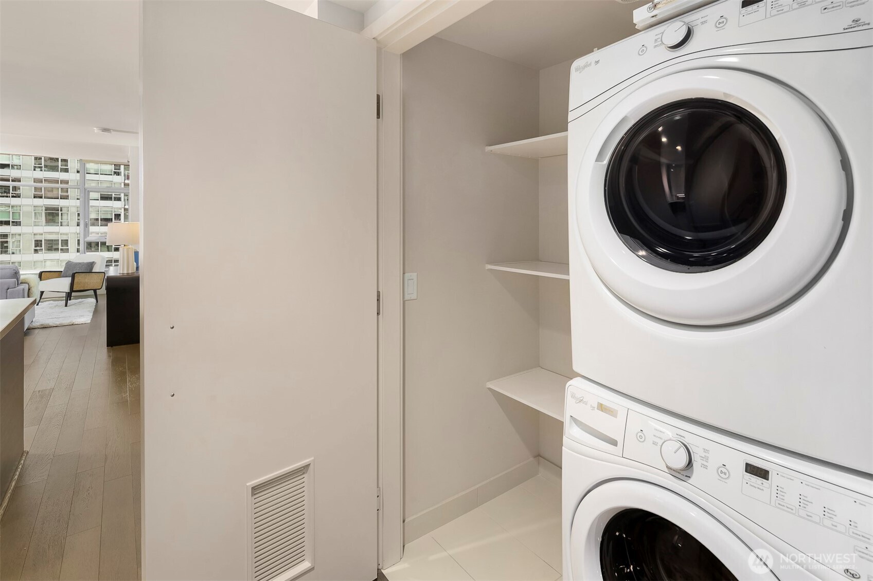 583 Battery Street 3607n Property Photo 17