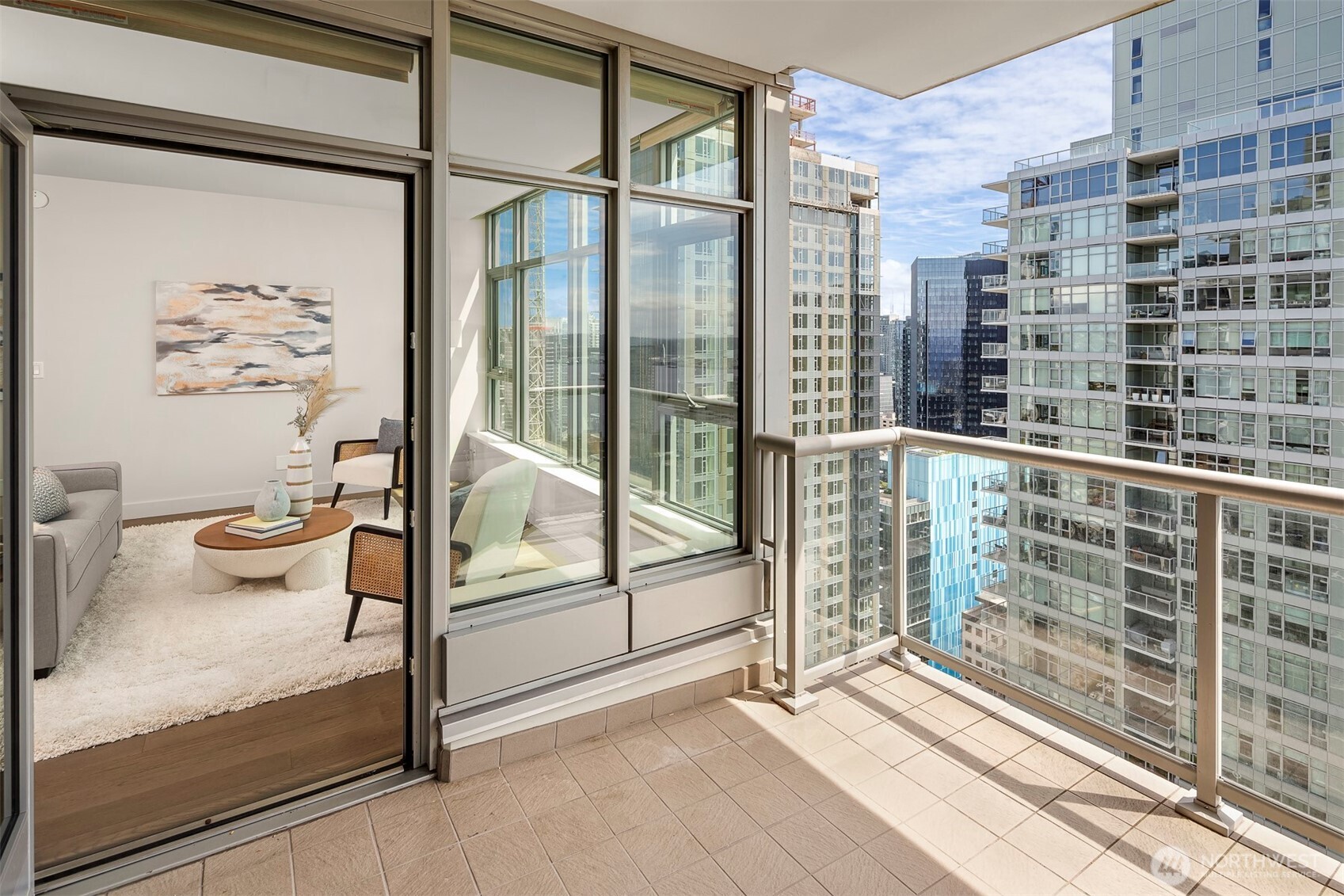 583 Battery Street 3607n Property Photo 19