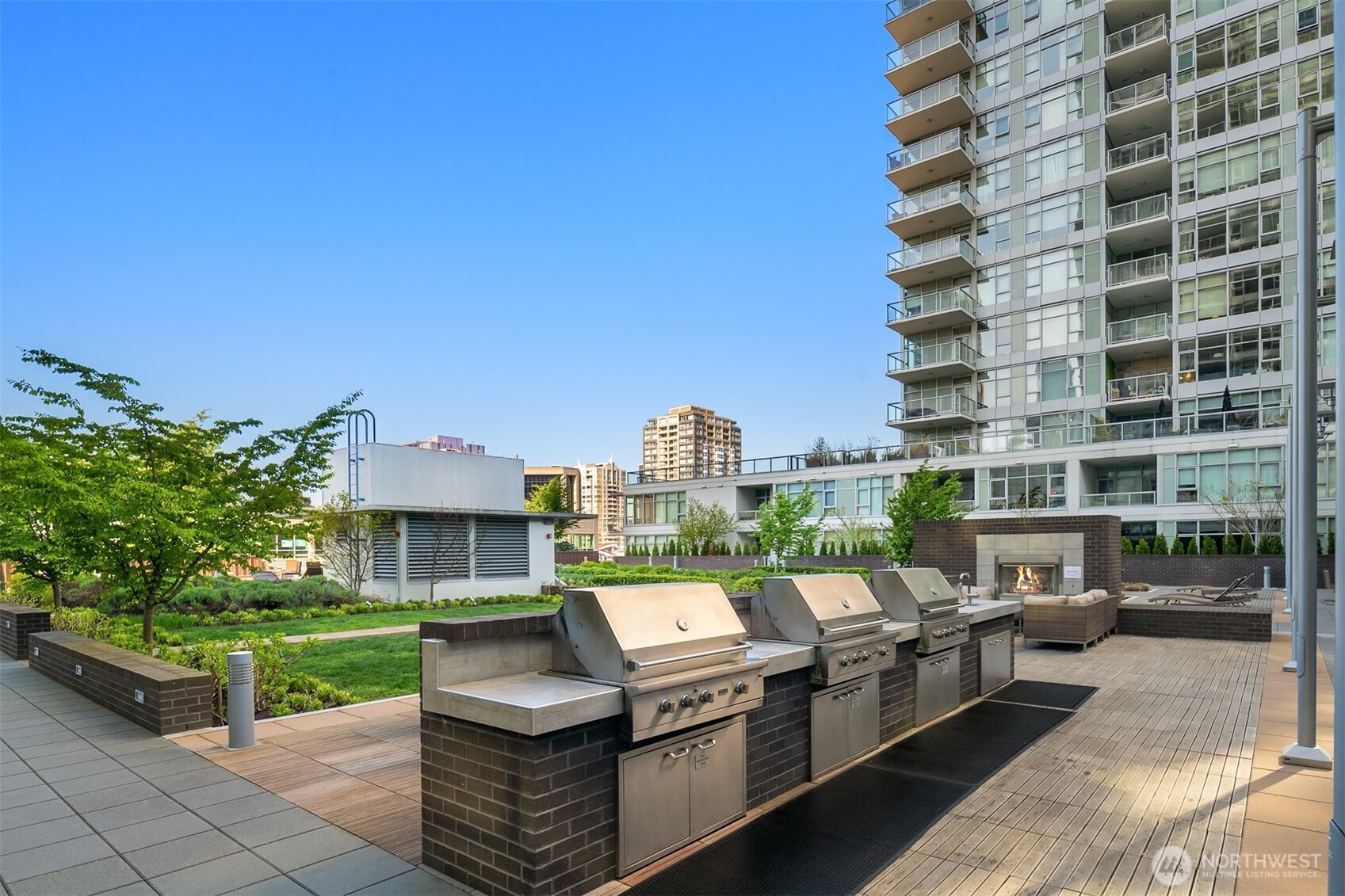 583 Battery Street 3607n Property Photo 26