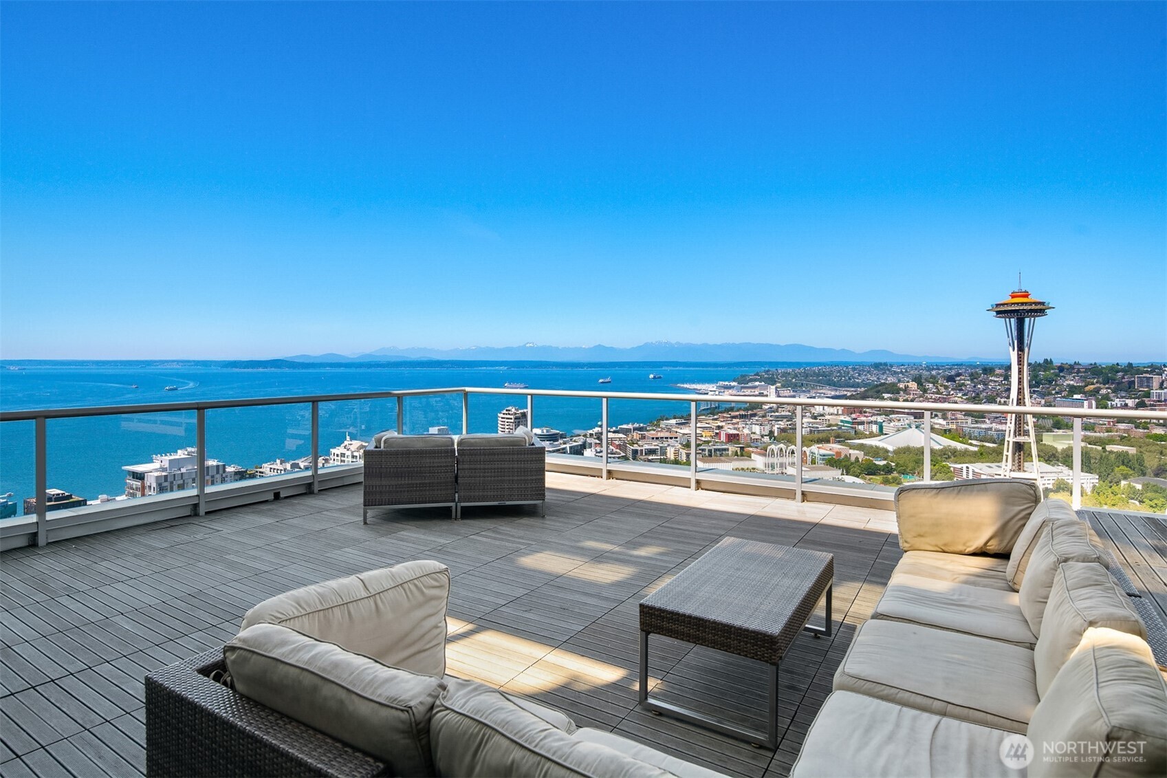 583 Battery Street 3607n Property Photo 28