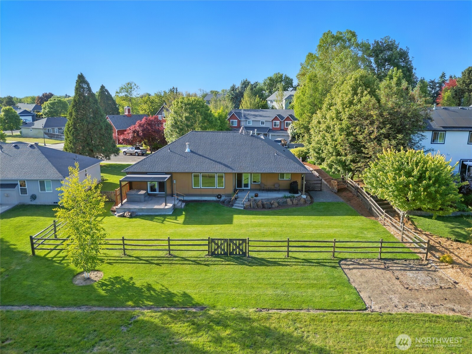 52 Buttonquail Lane Property Photo 37