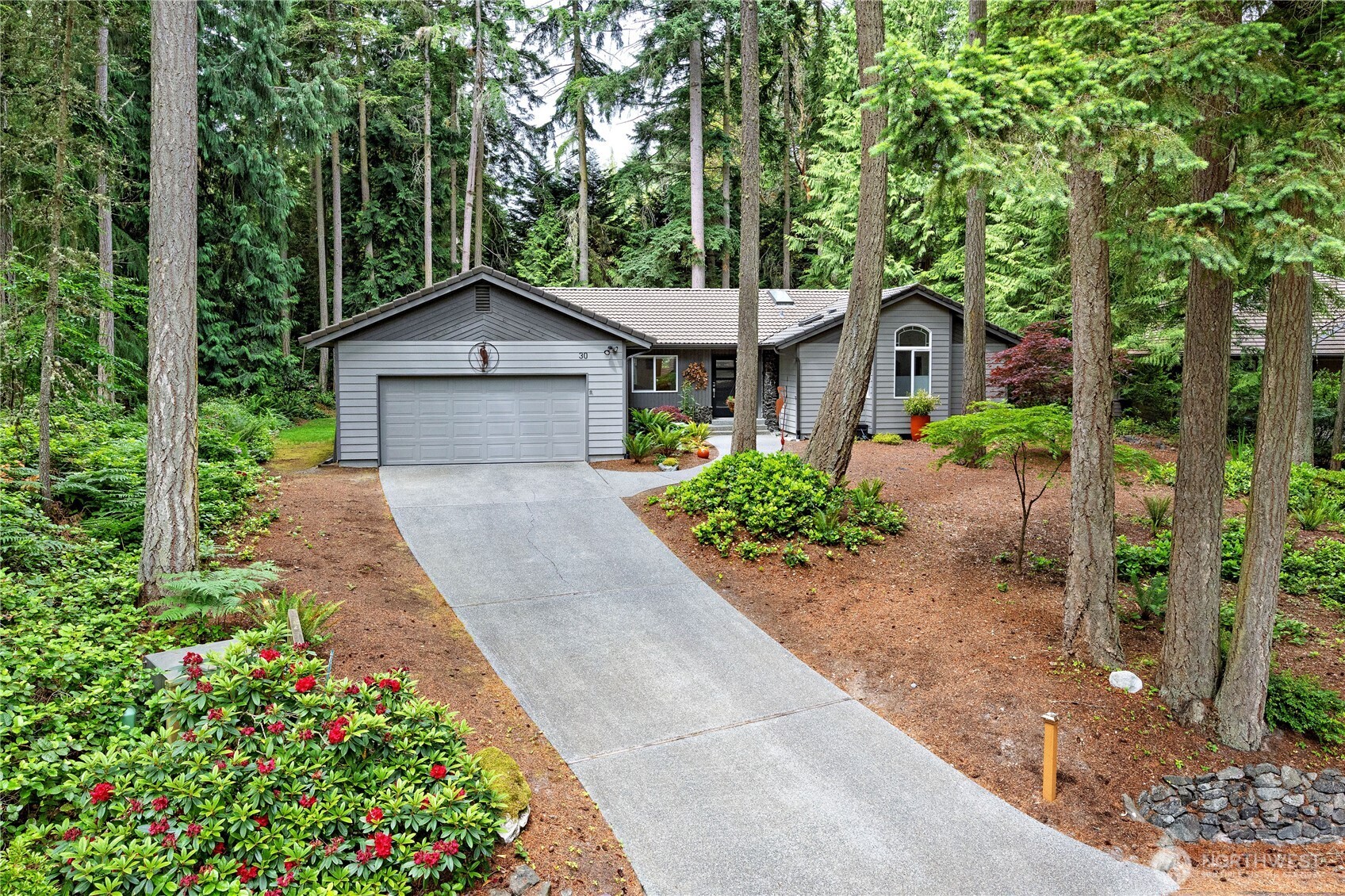 30 Hemlock Court Property Photo 1