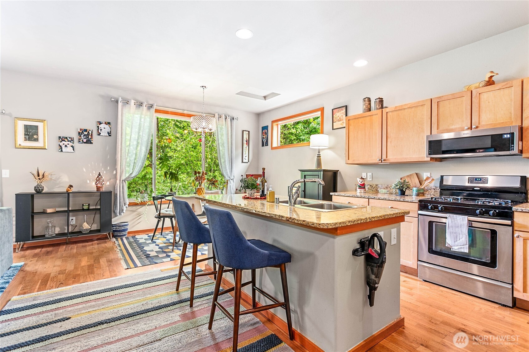 2091 Calico Loop Property Photo 2