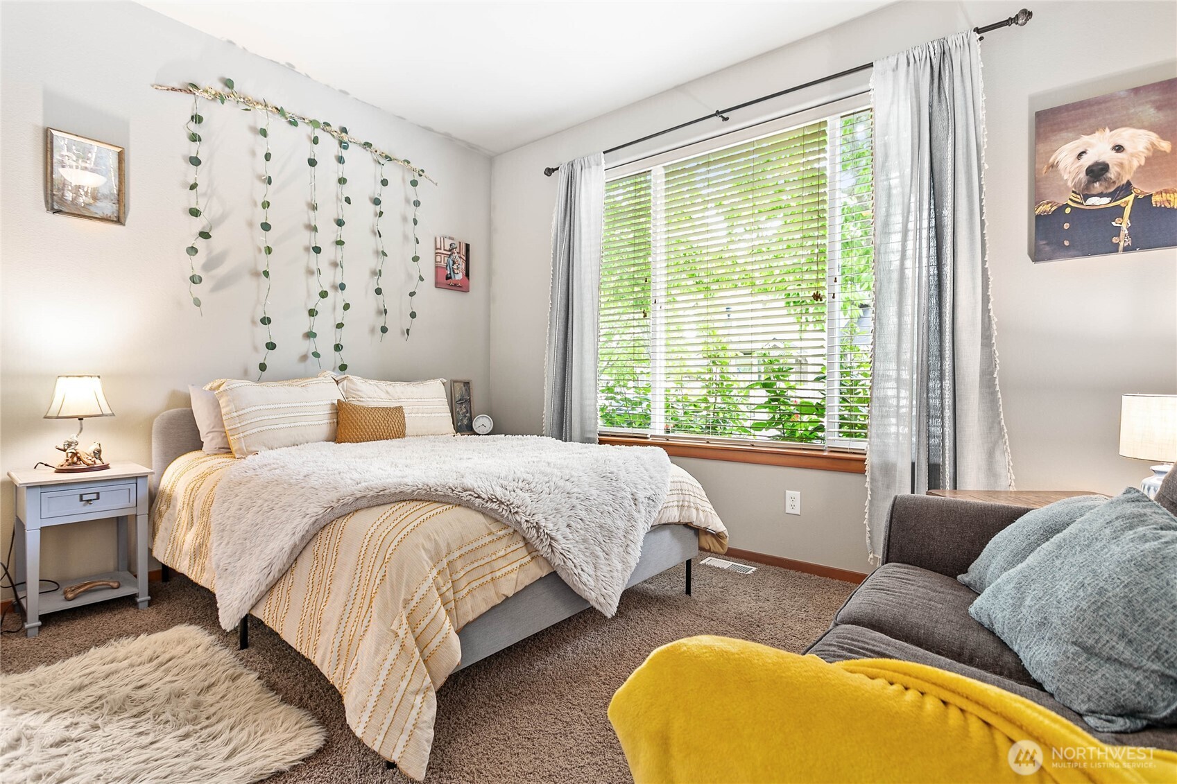 2091 Calico Loop Property Photo 12