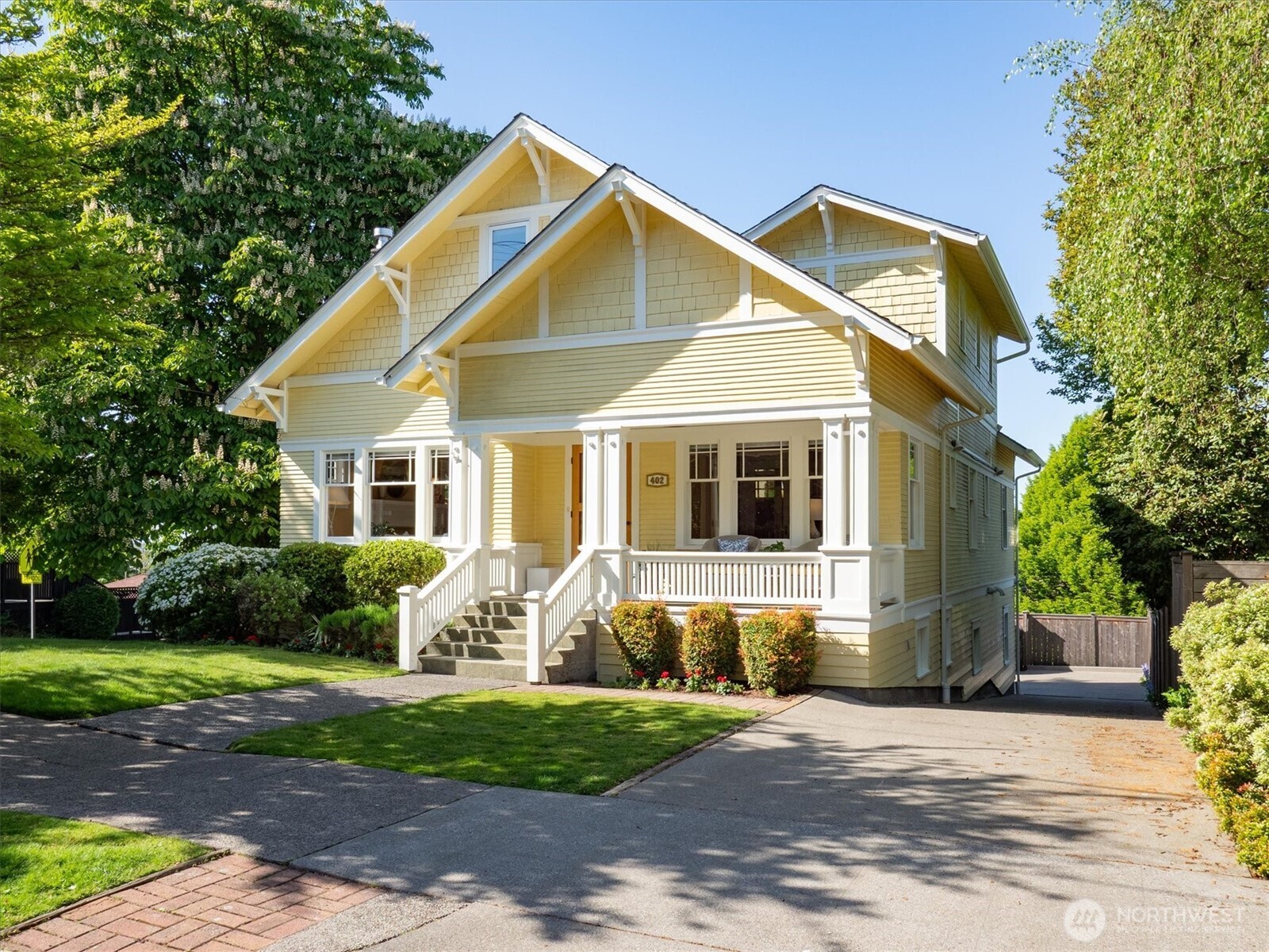 402 Halladay Street Property Photo
