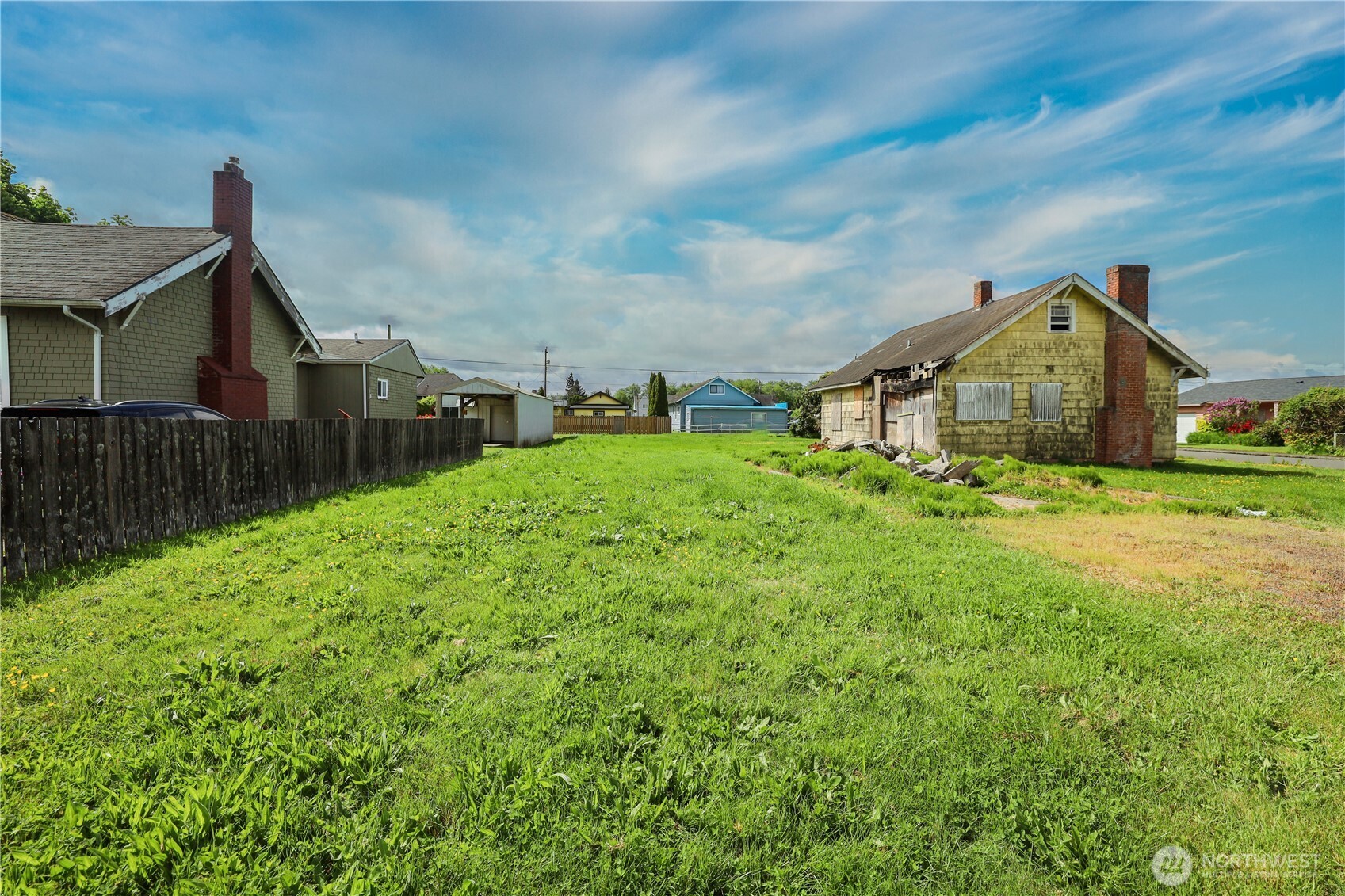 1817 W 2nd Street Property Photo