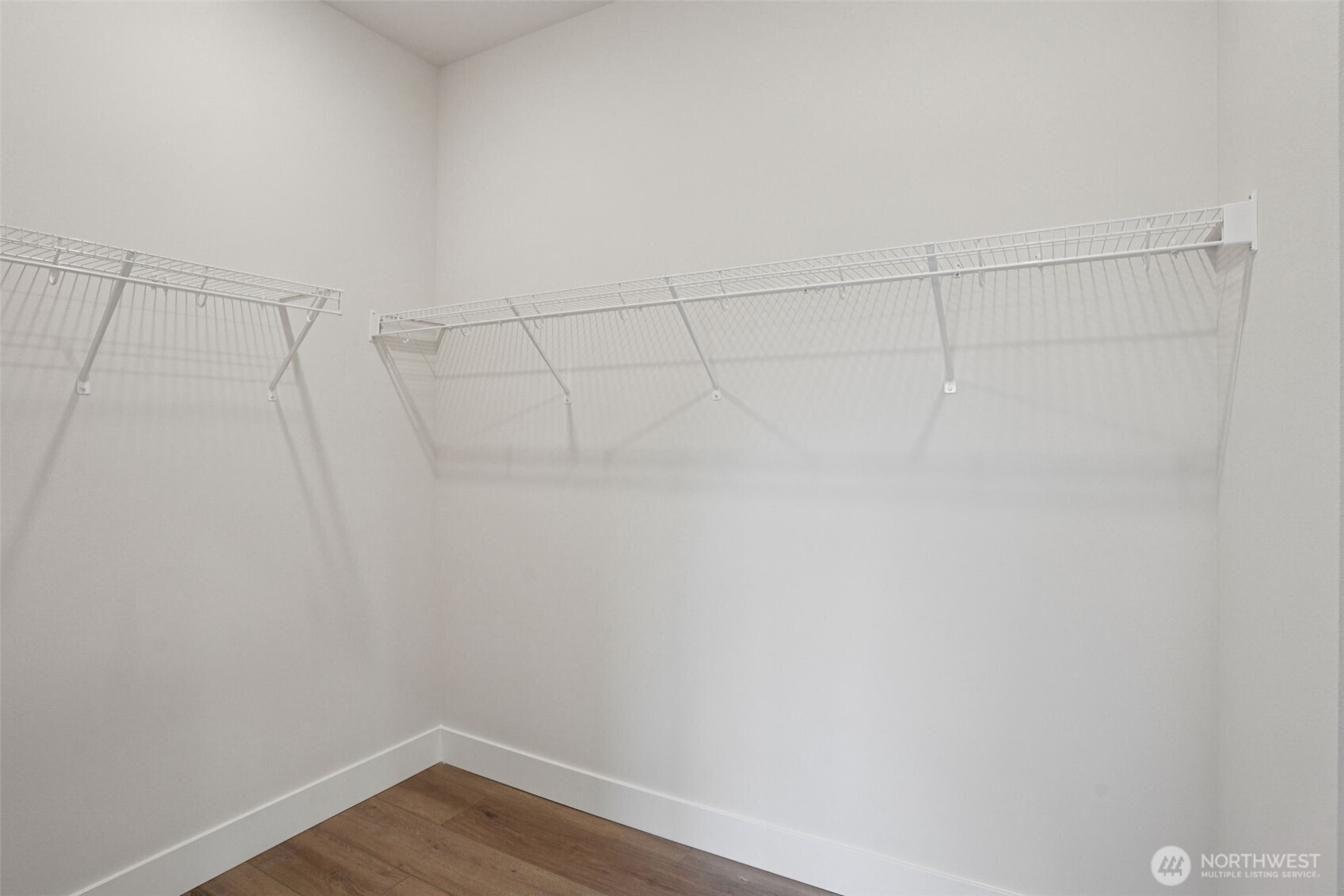 527 Thompson Drive Property Photo 26