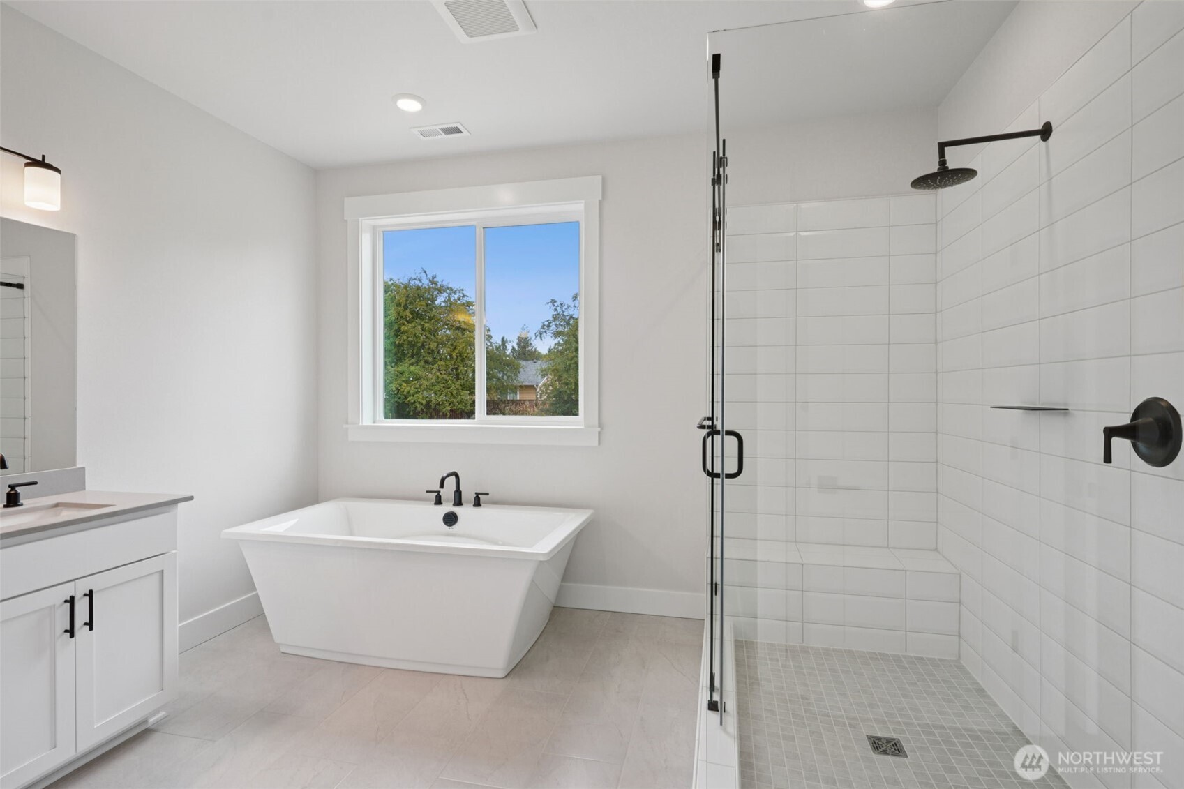 527 Thompson Drive Property Photo 27