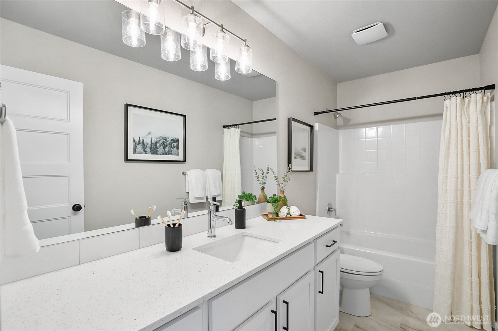 17711 11th Avenue Property Photo 24