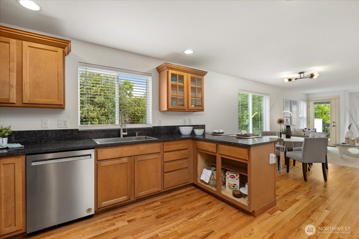 5971 Rainier Avenue A Property Photo 8