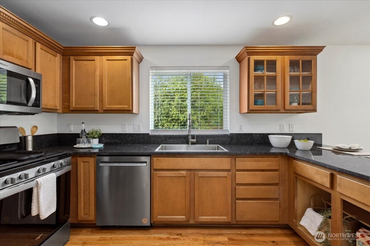 5971 Rainier Avenue A Property Photo 9