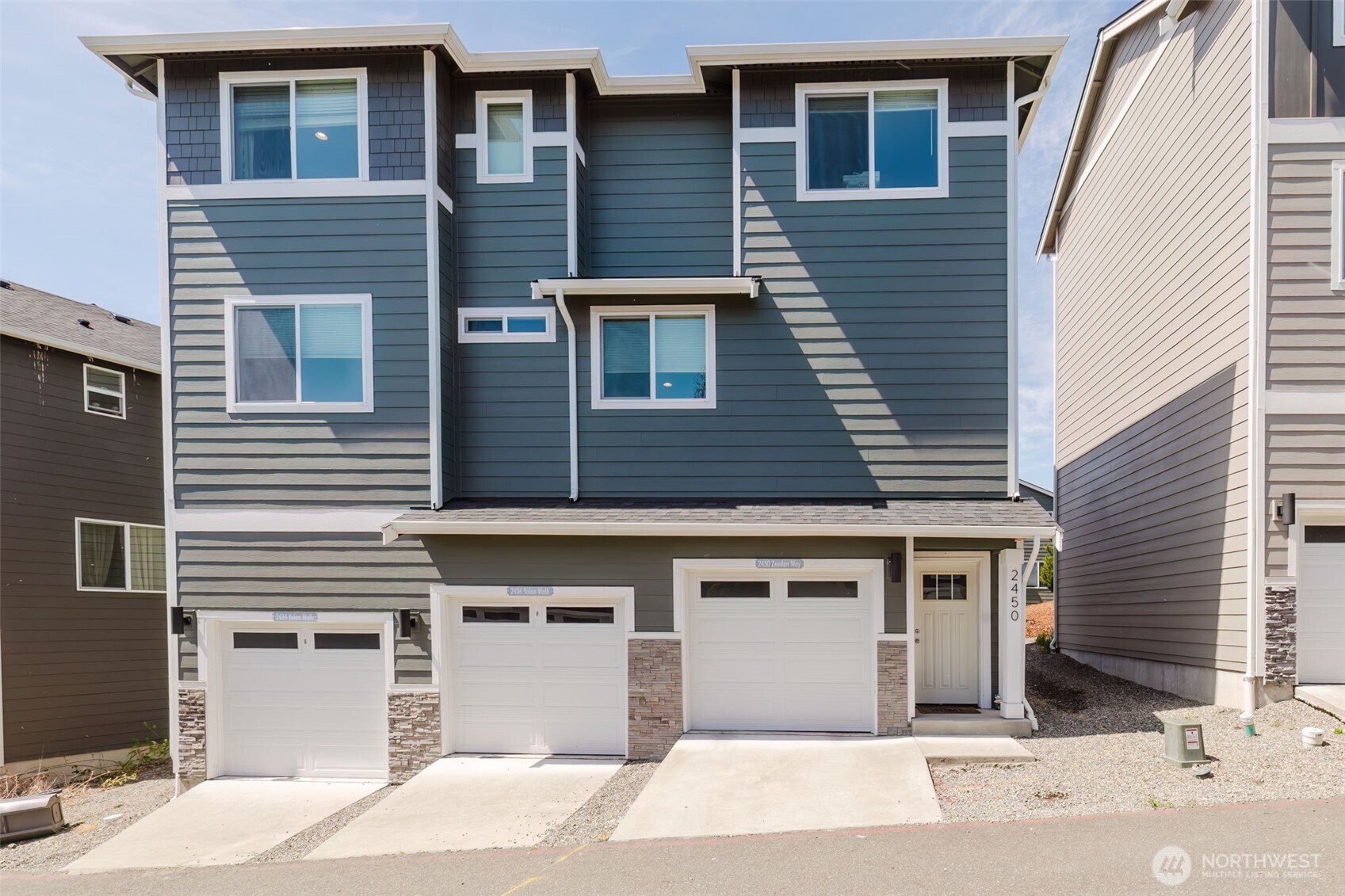 2450 Zeeden Way