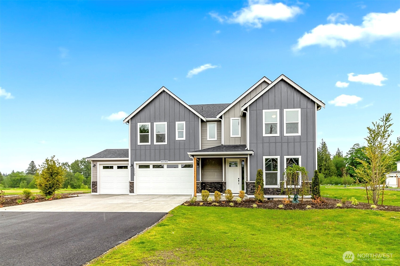 17705 11TH Avenue Property Photo 1