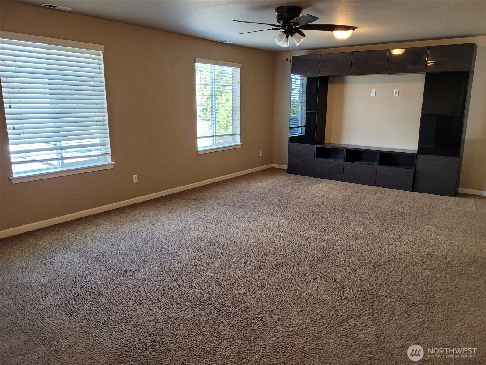 1434 Bedstone Drive Property Photo 4
