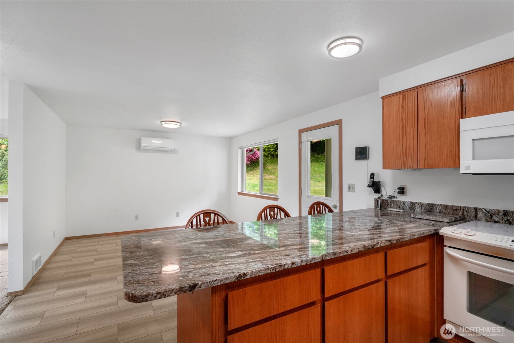 20215 State Route 507 Property Photo 9