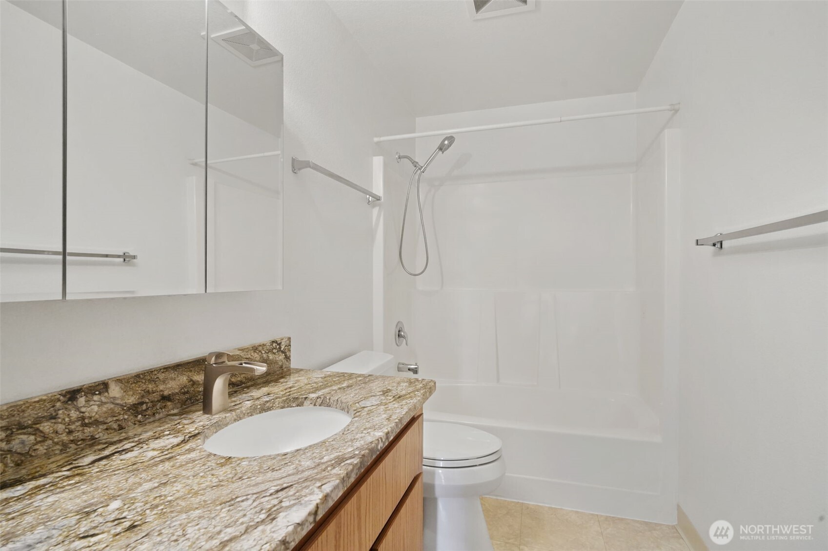 20215 State Route 507 Property Photo 12