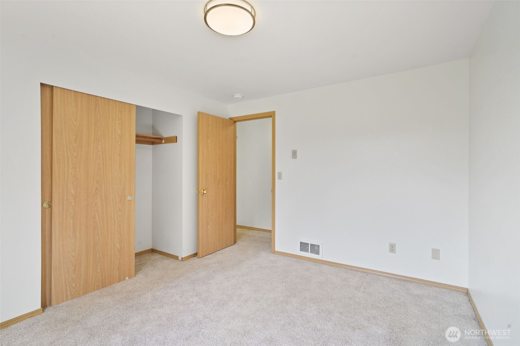 20215 State Route 507 Property Photo 14