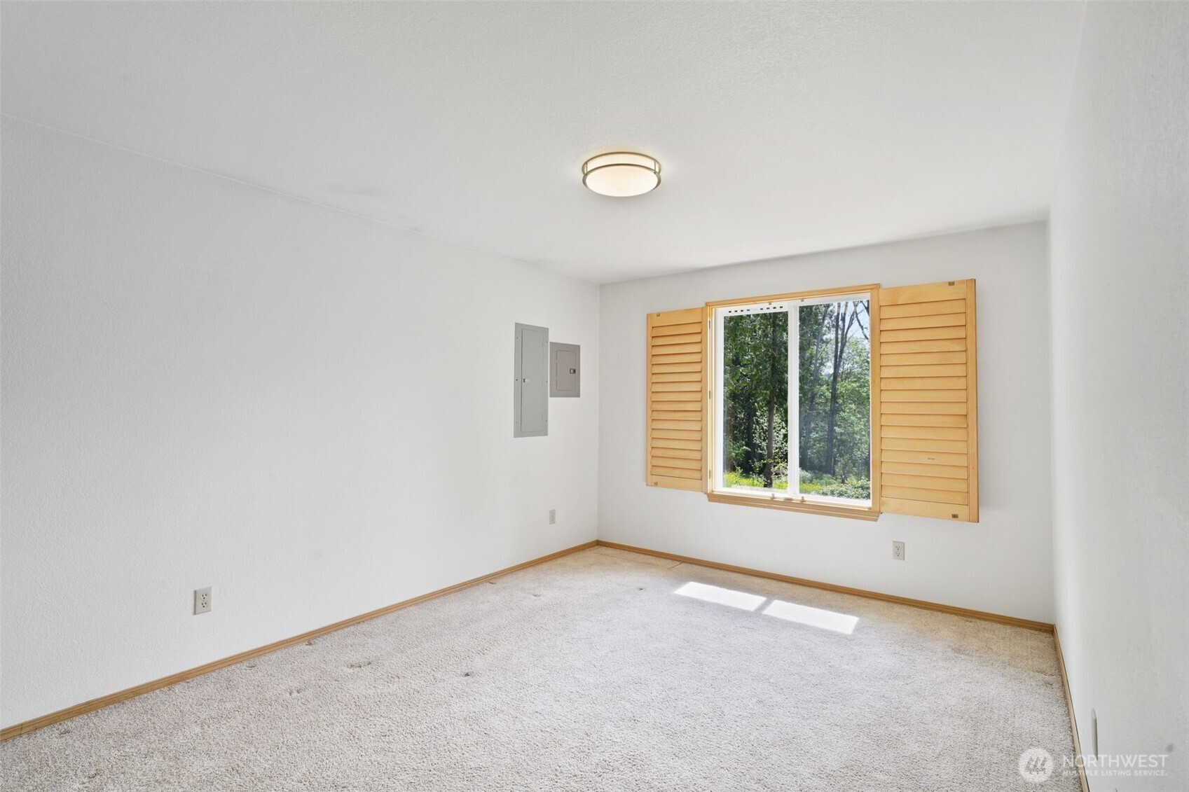 20215 State Route 507 Property Photo 15