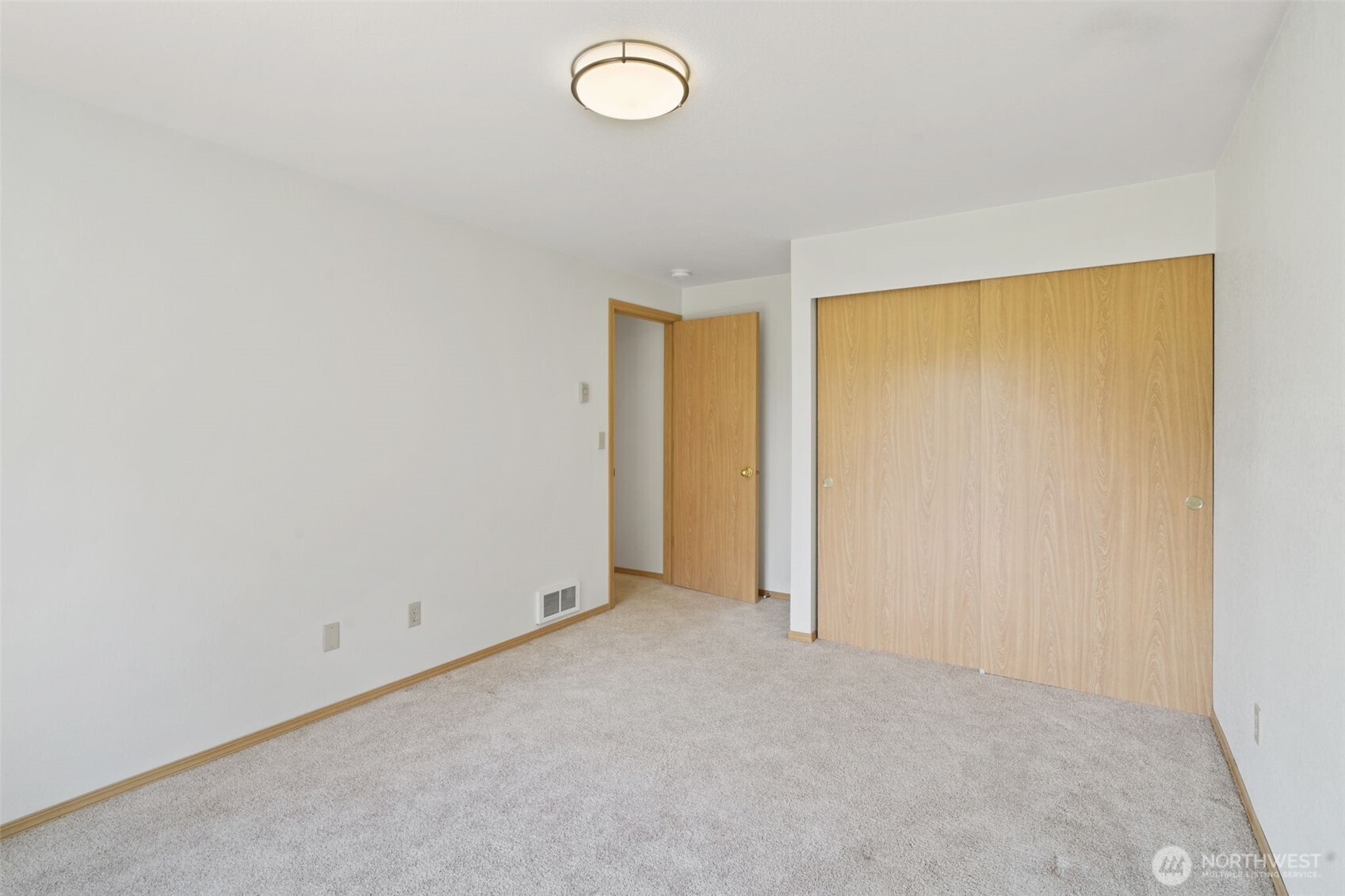 20215 State Route 507 Property Photo 16