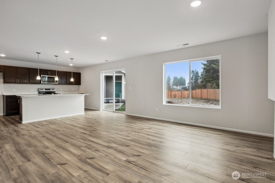 1467 Salzer Creek Drive Property Photo 5