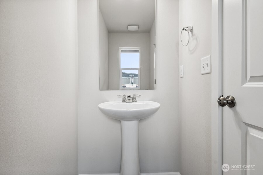 1467 Salzer Creek Drive Property Photo 13