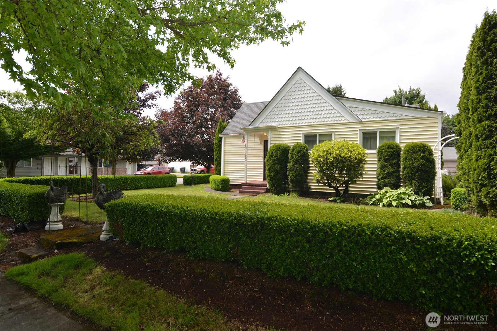 1605 7th Avenue Property Photo 2