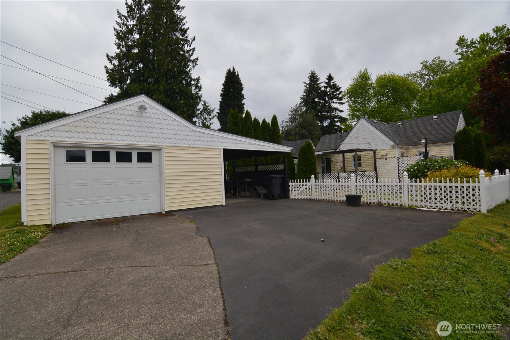 1605 7th Avenue Property Photo 4
