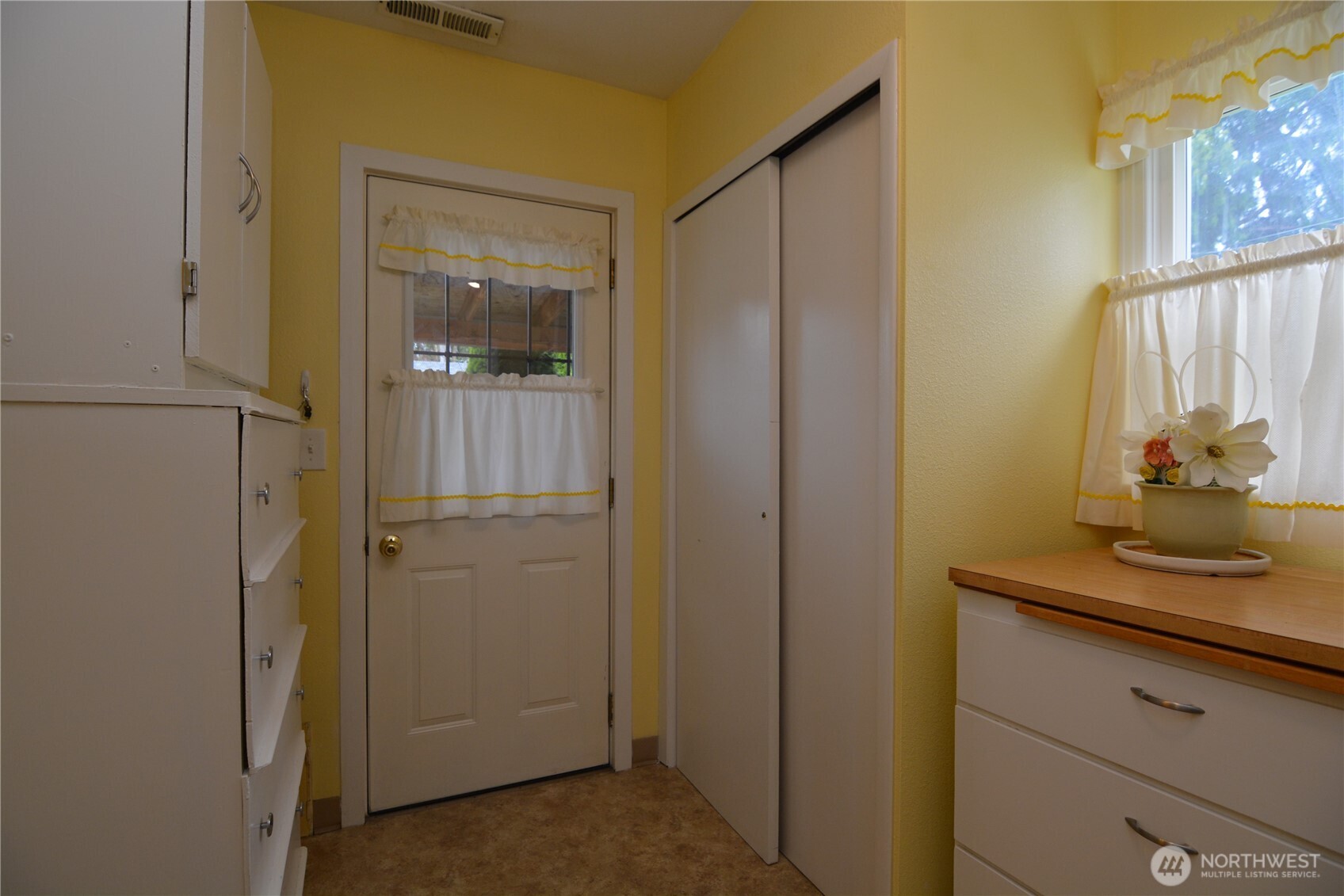 1605 7th Avenue Property Photo 20