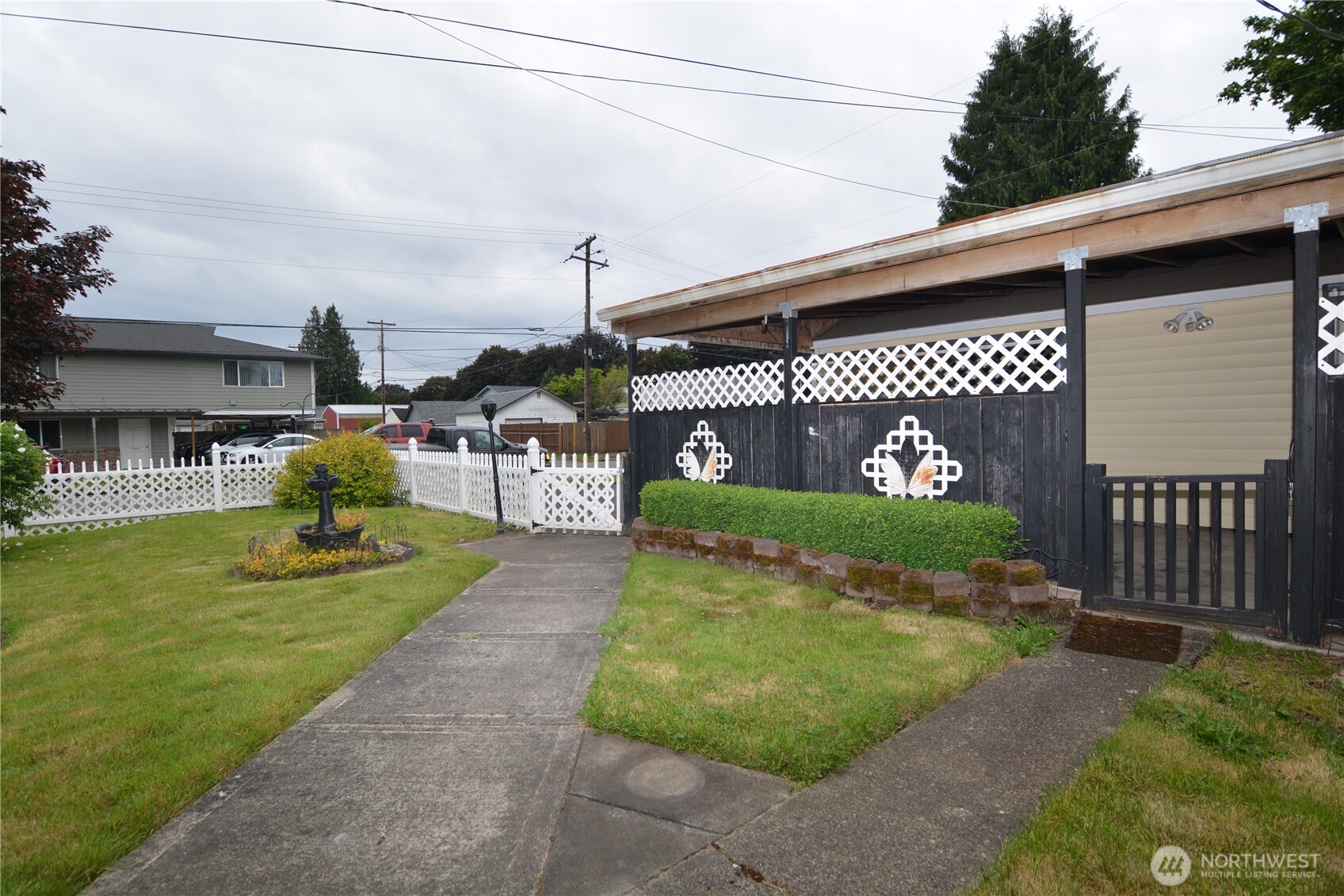 1605 7th Avenue Property Photo 23