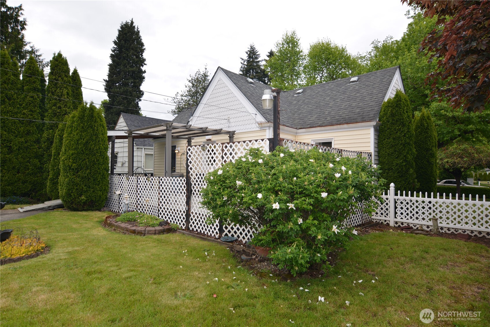 1605 7th Avenue Property Photo 25