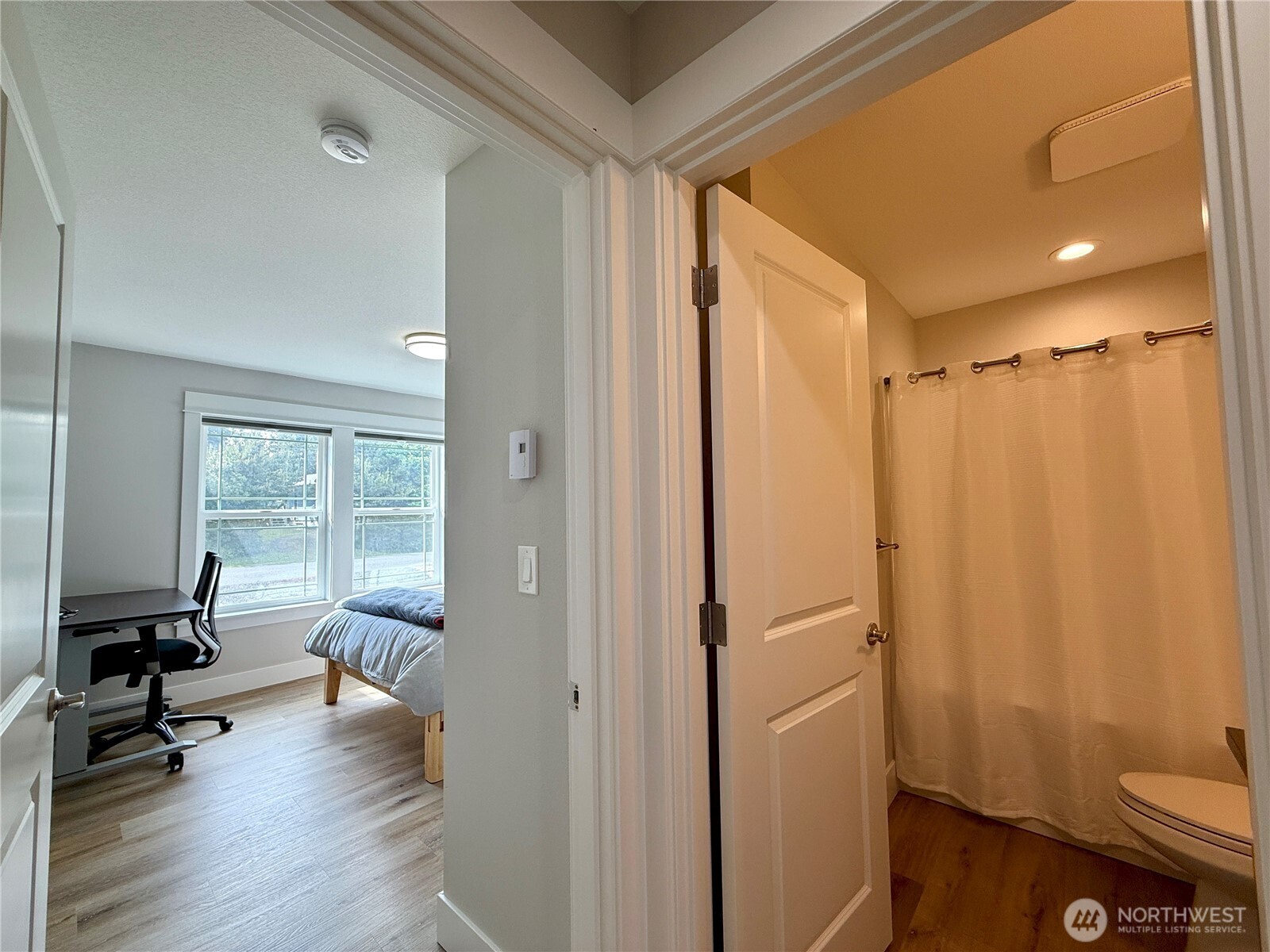 335 N Wynoochee Drive Property Photo 14