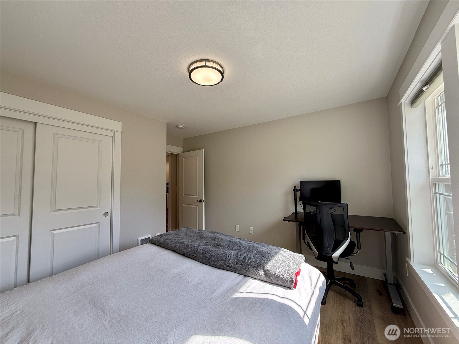 335 N Wynoochee Drive Property Photo 18