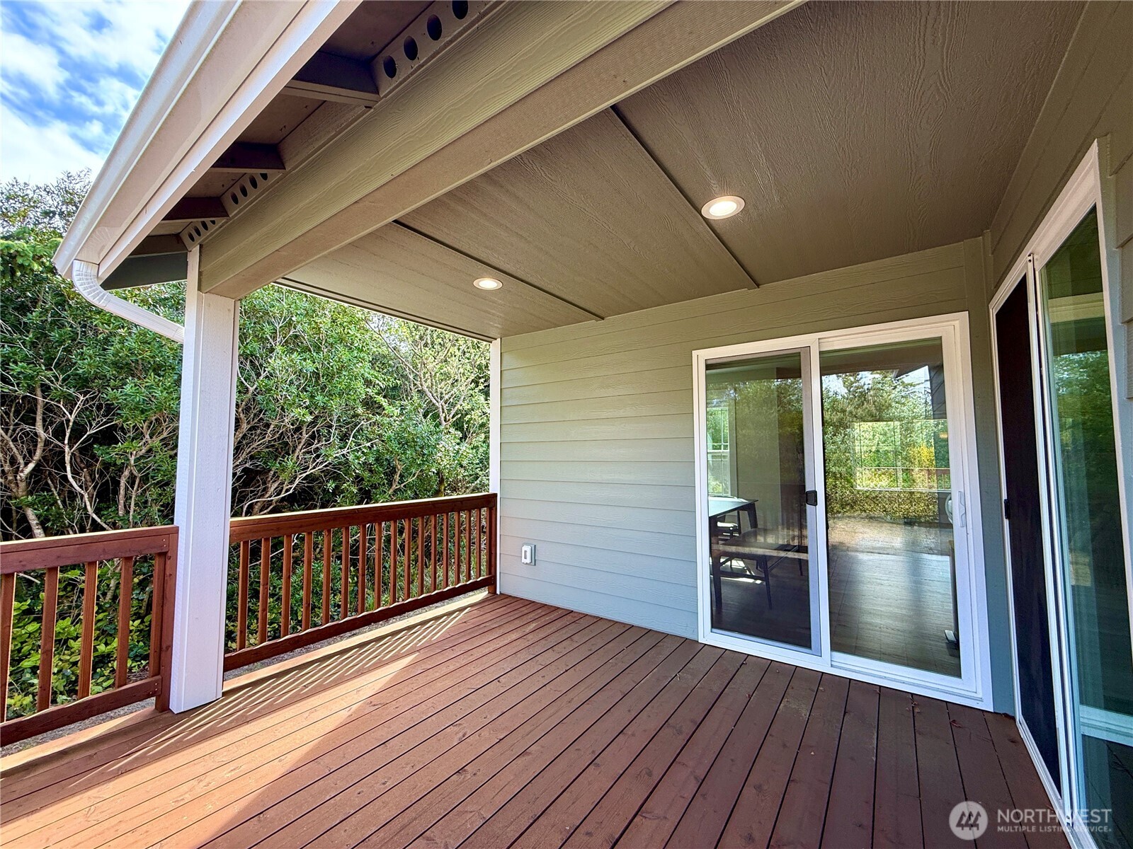 335 N Wynoochee Drive Property Photo 29