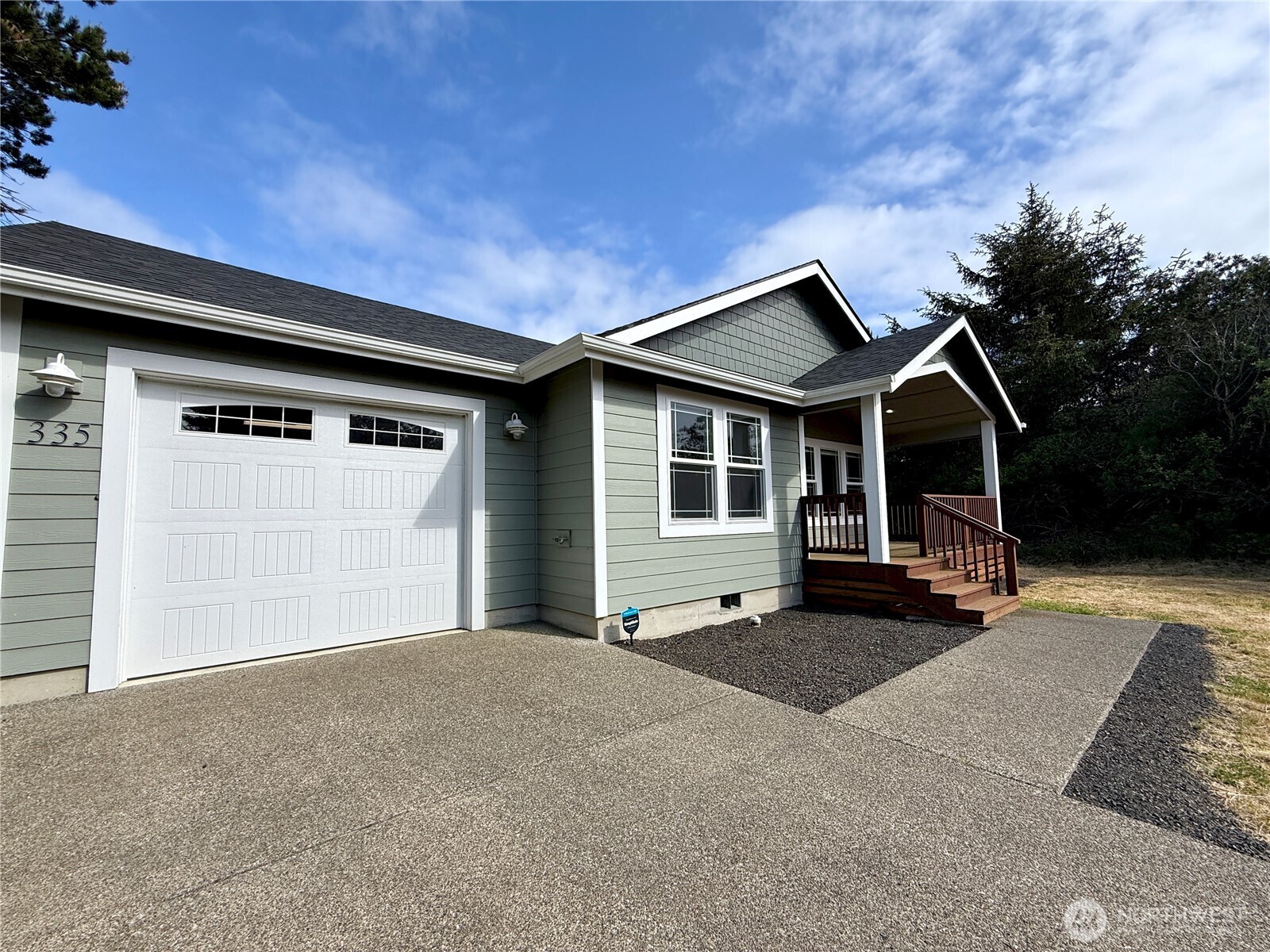 335 N Wynoochee Drive Property Photo 33