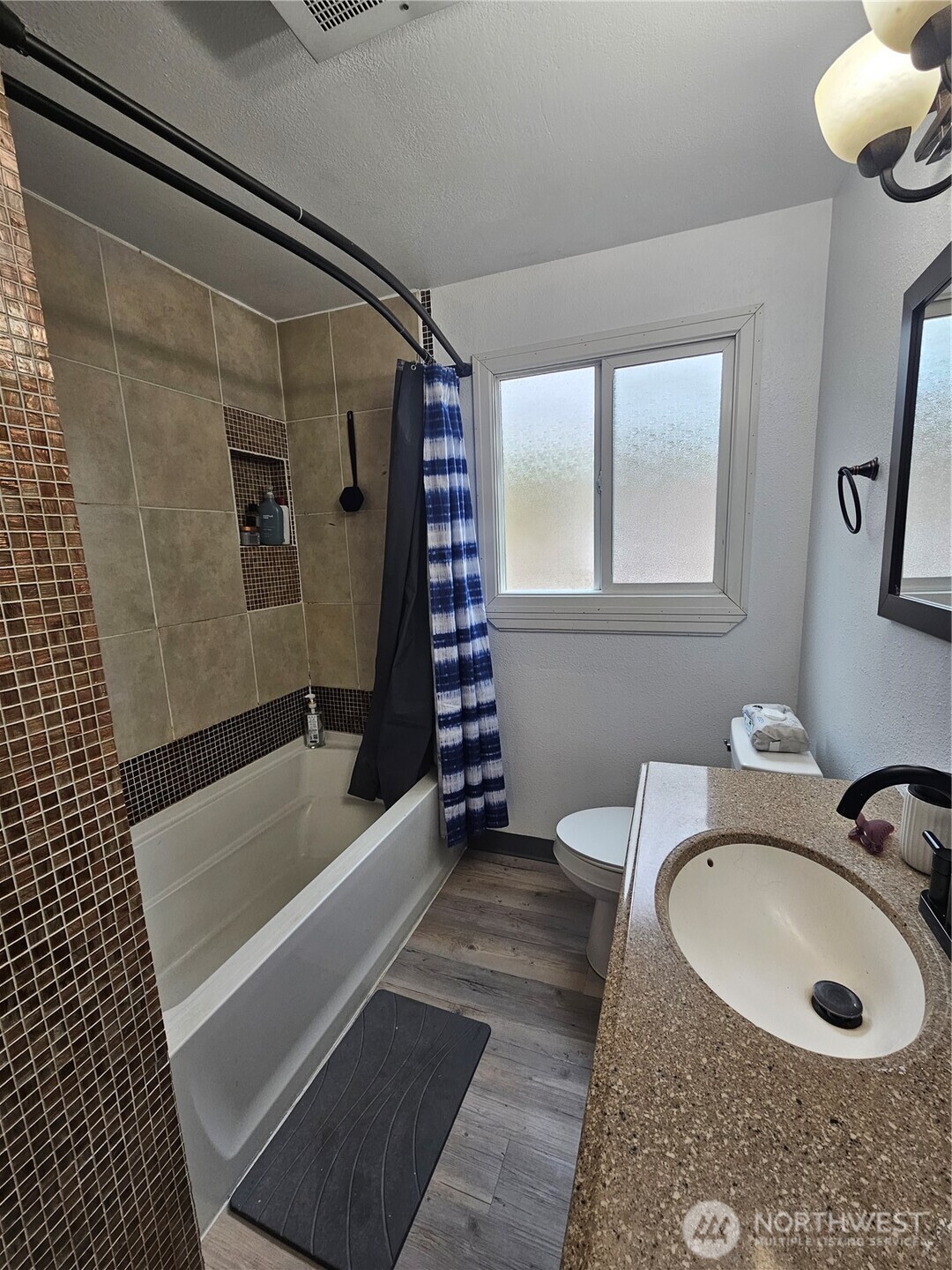 10915 Davisson Road Property Photo 16