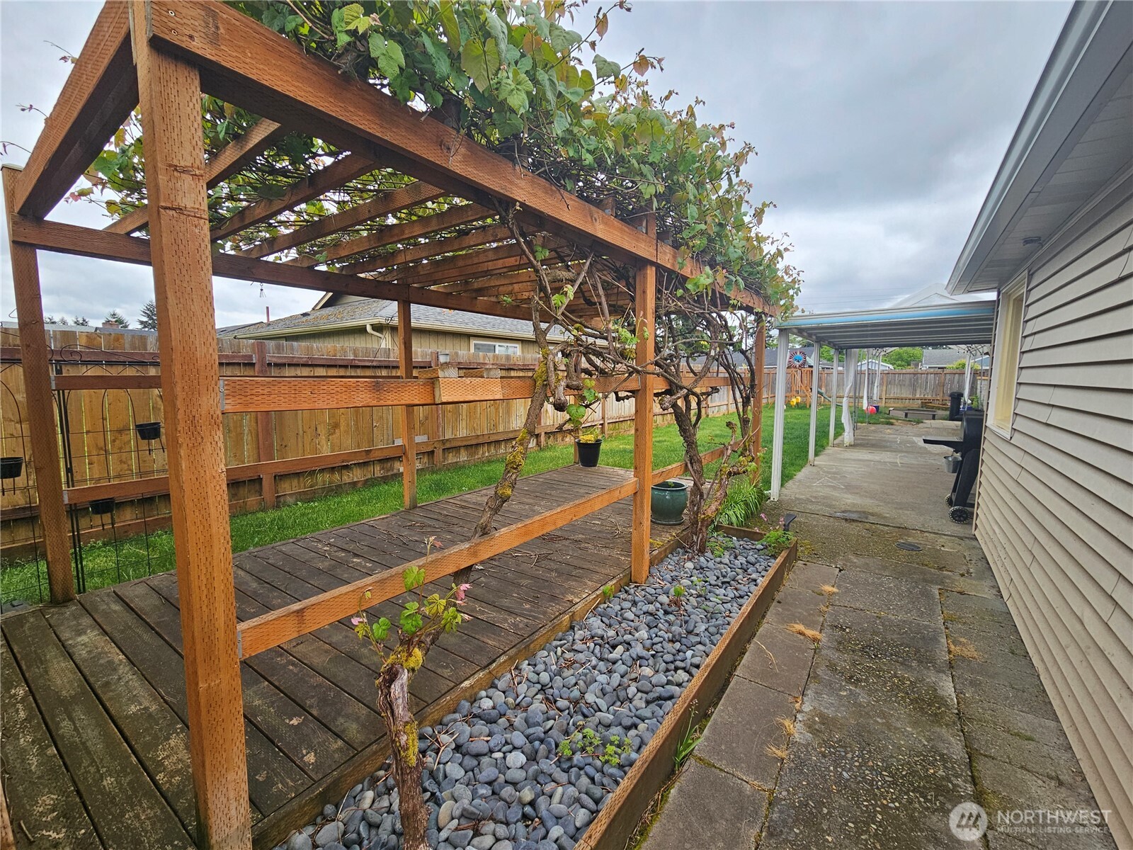 10915 Davisson Road Property Photo 21