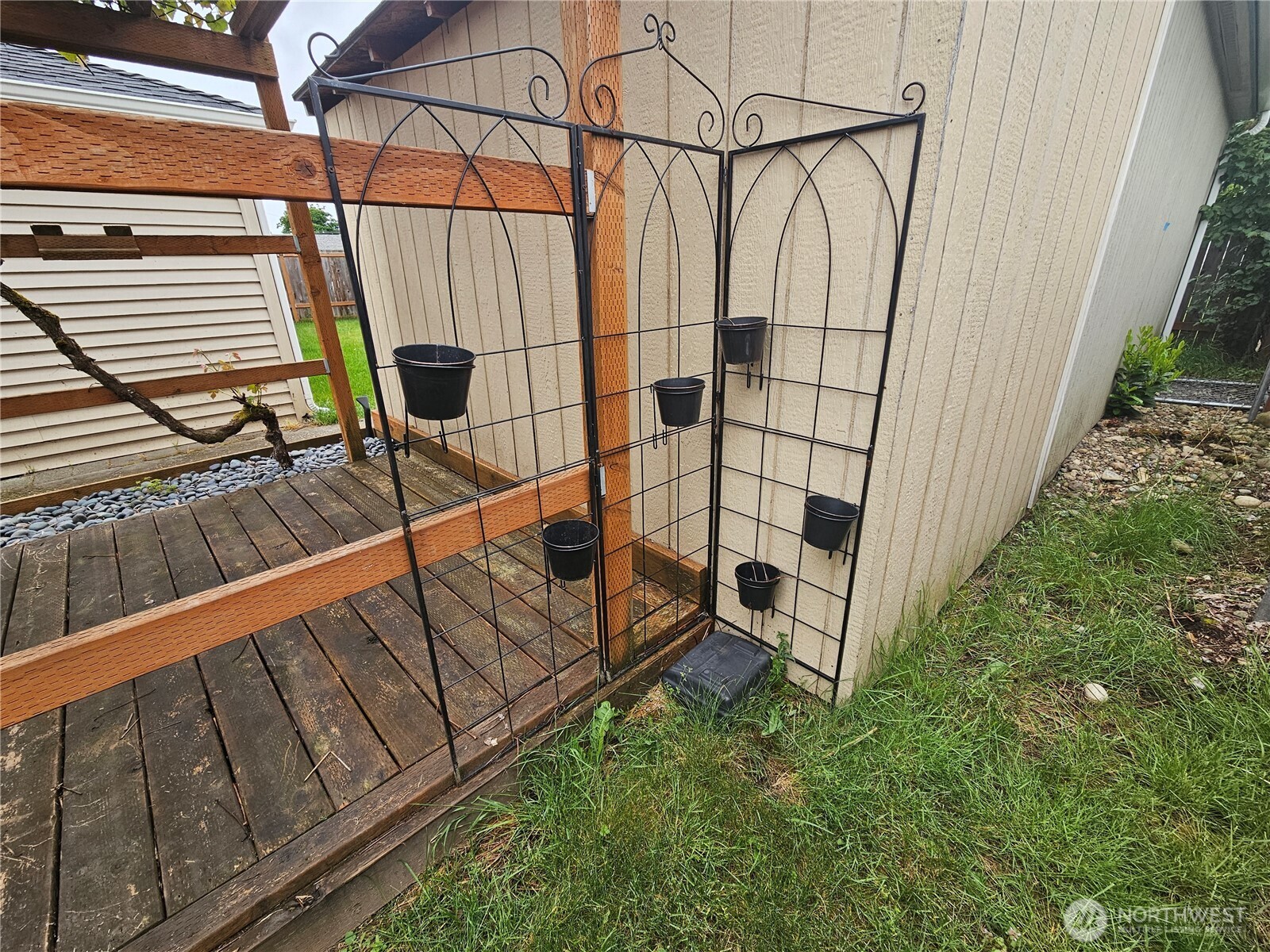 10915 Davisson Road Property Photo 25