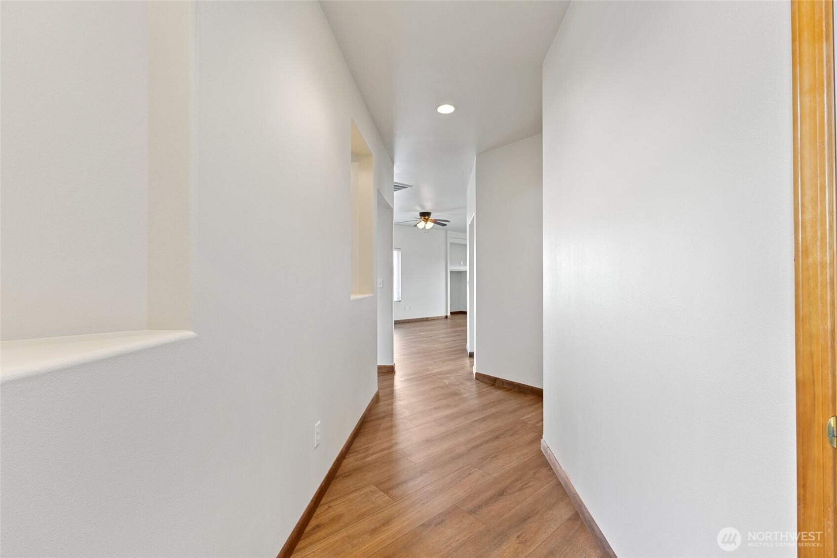 121 Scenic Drive Property Photo 3