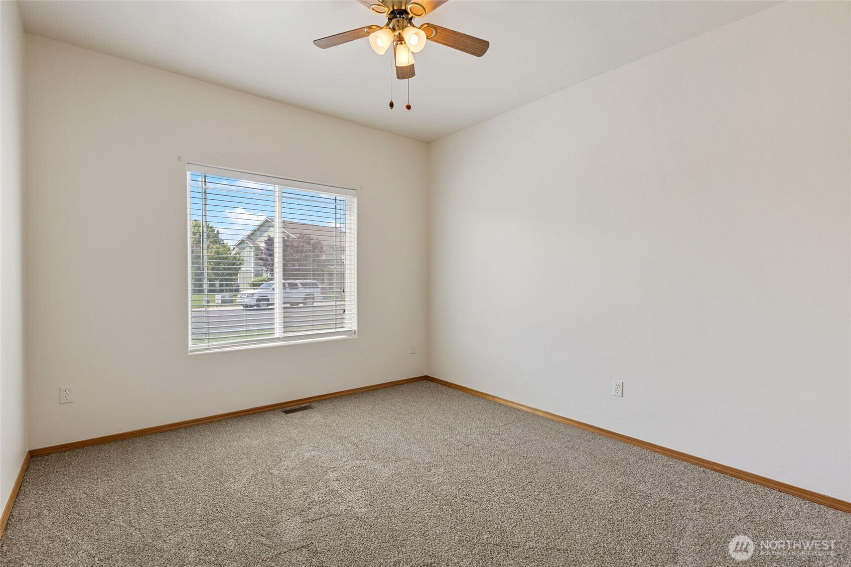 121 Scenic Drive Property Photo 22